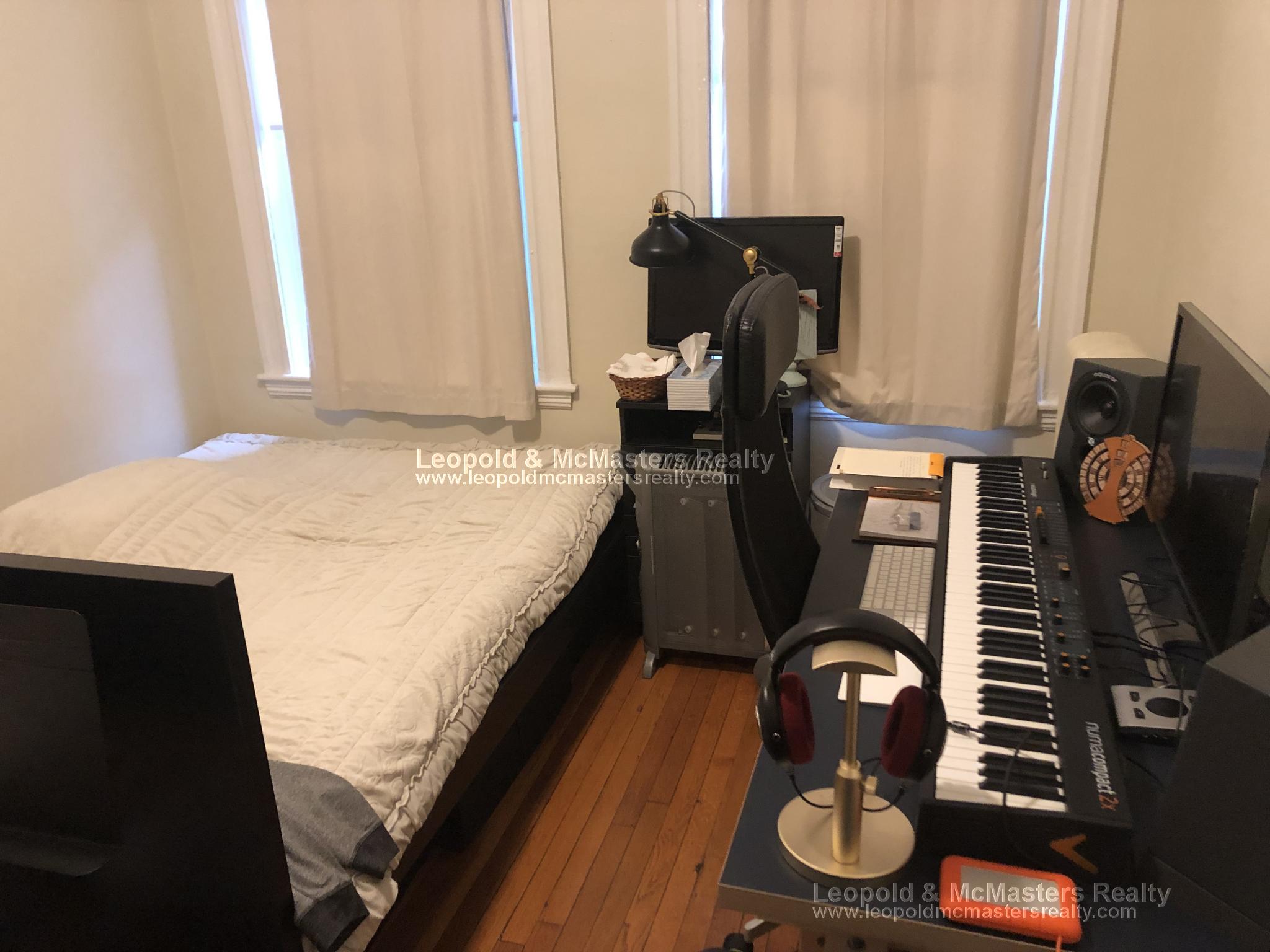 60 Woodstock Ave, Brighton