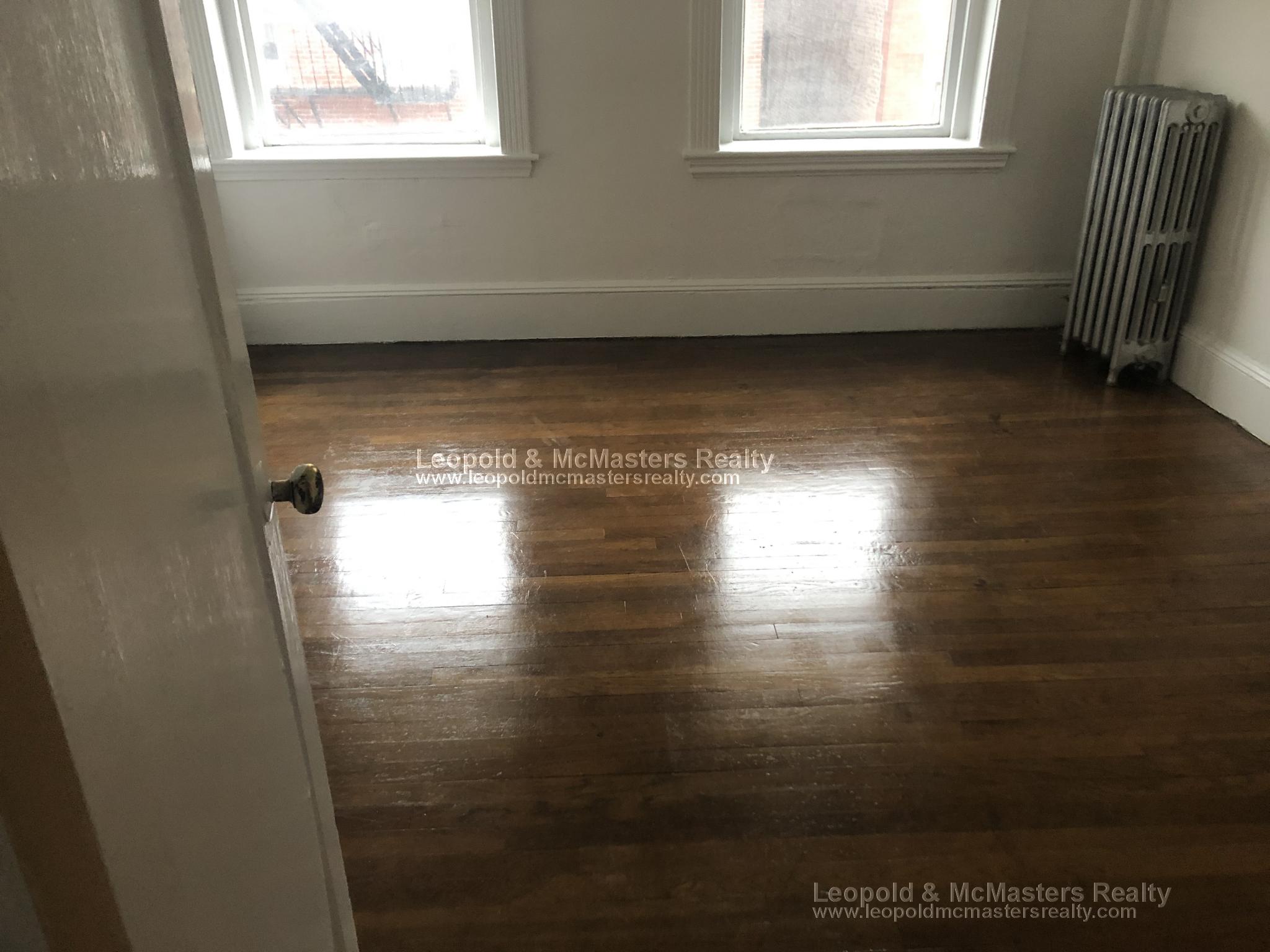 28 Grove St, Beacon Hill