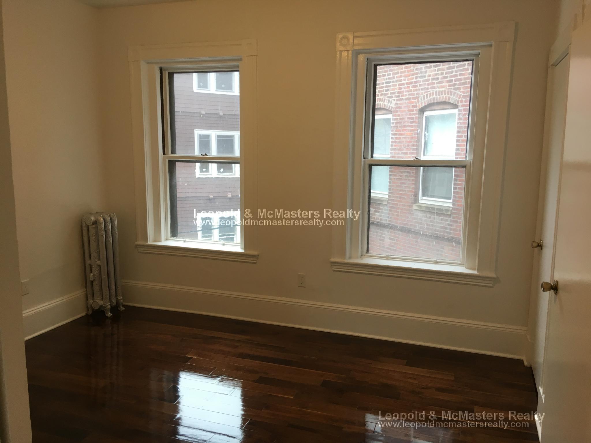 360 Beacon St, East Somerville