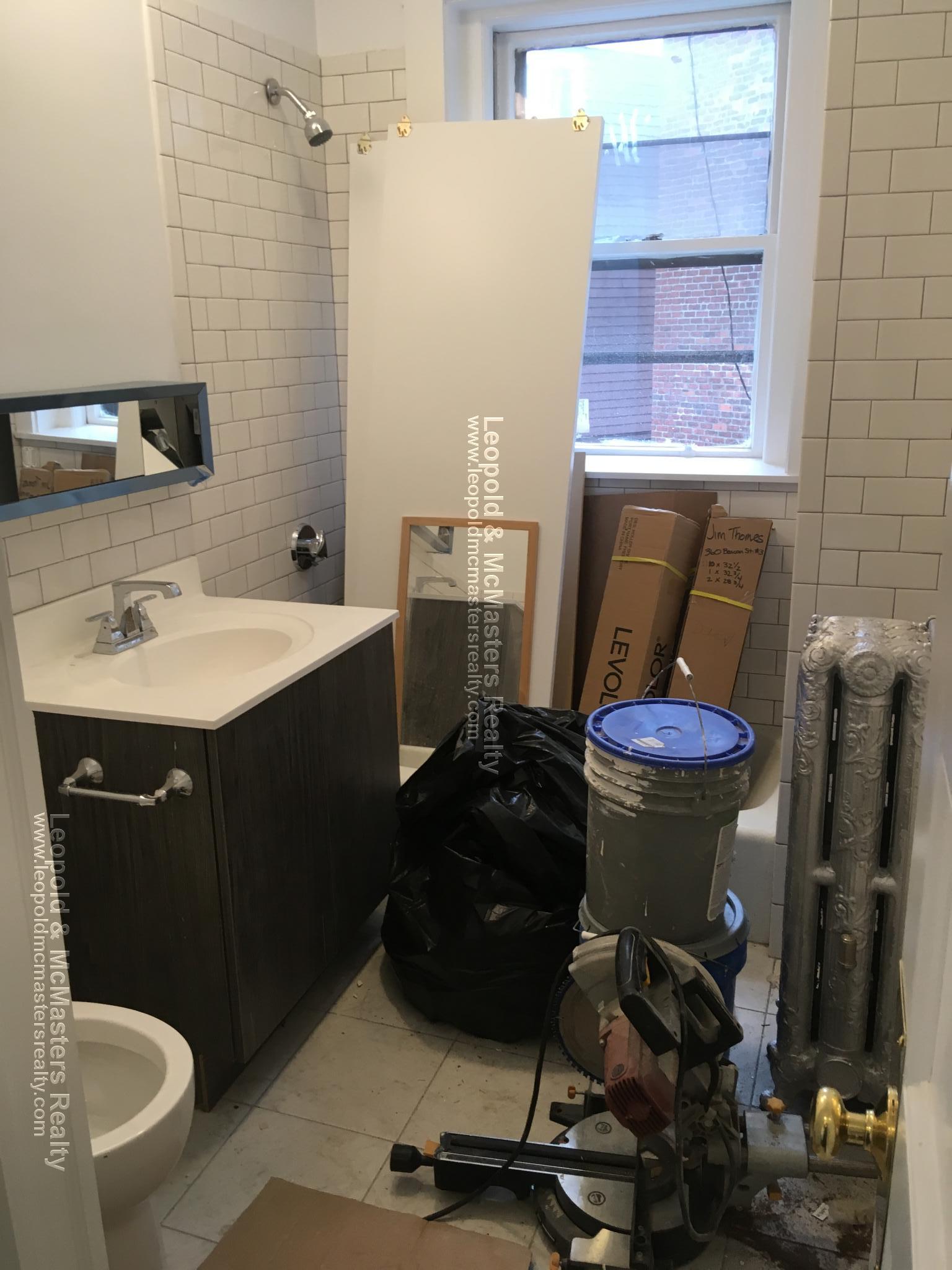 360 Beacon St, East Somerville