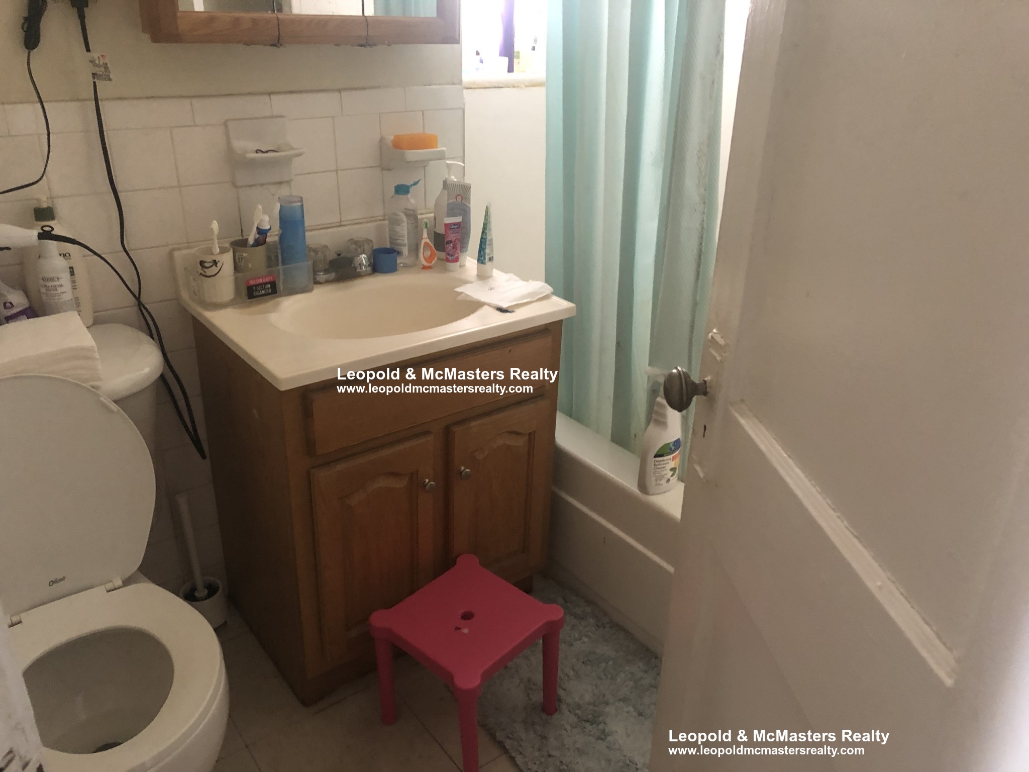 35 Gardner St, Allston