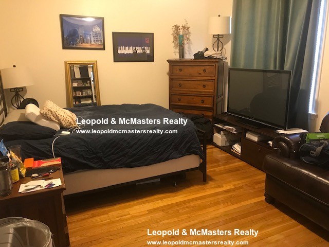 84 Litchfield St, Brighton