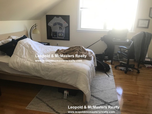 84 Litchfield St, Brighton