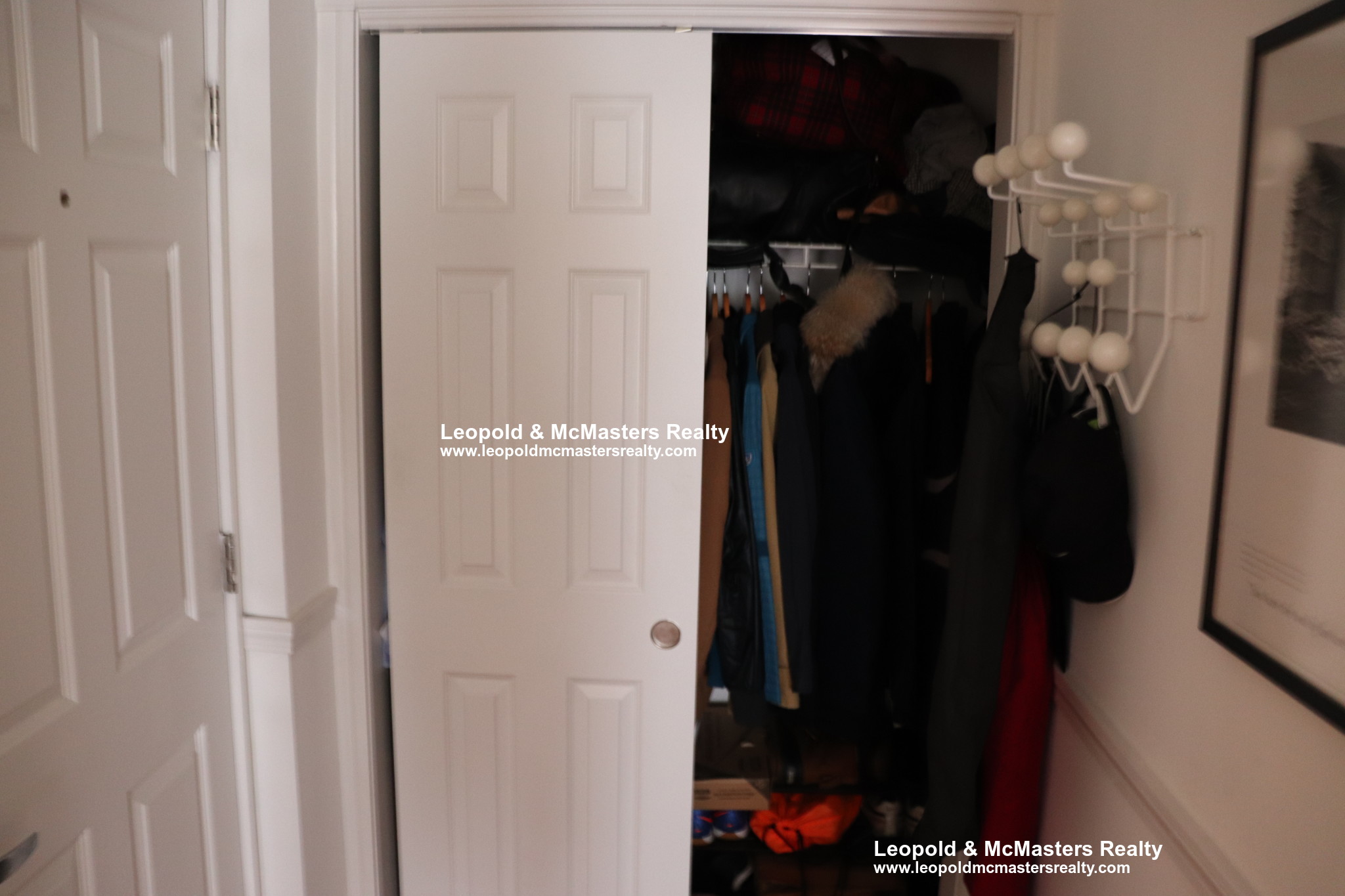 254 Newbury St, Back Bay