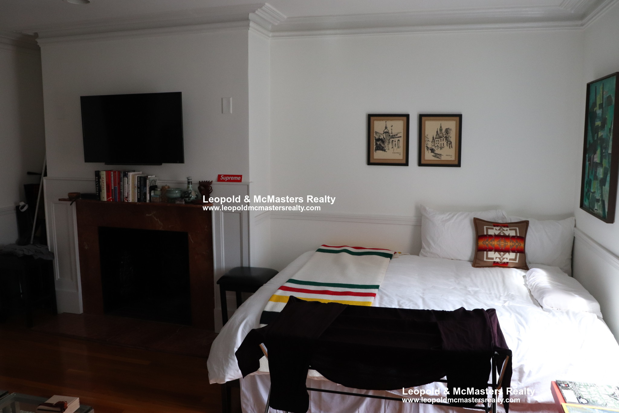 254 Newbury St, Back Bay