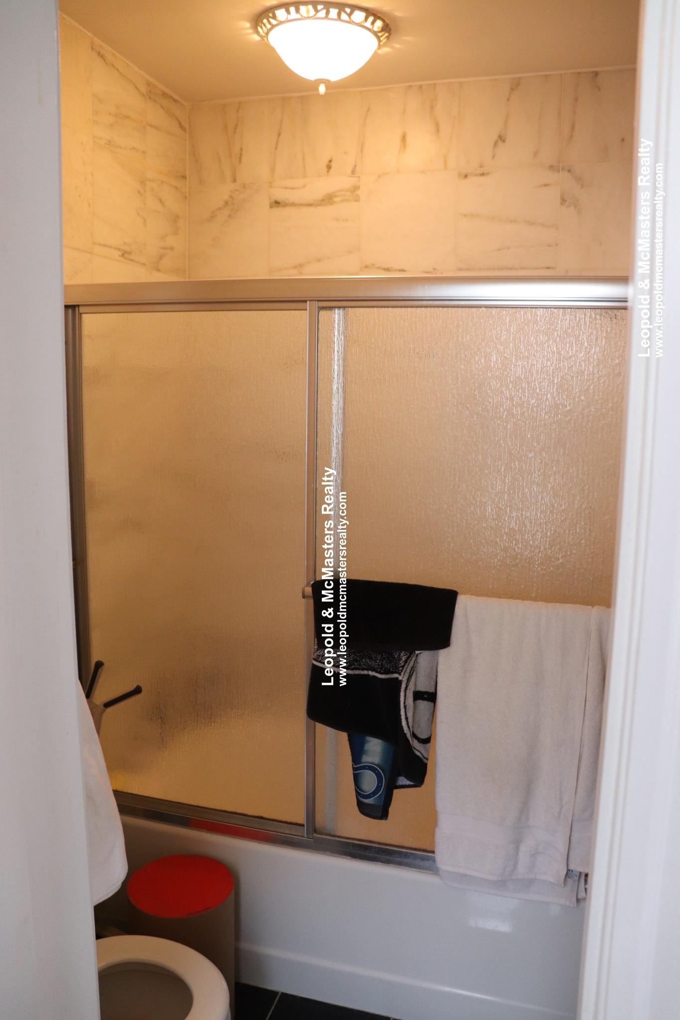 254 Newbury St, Back Bay