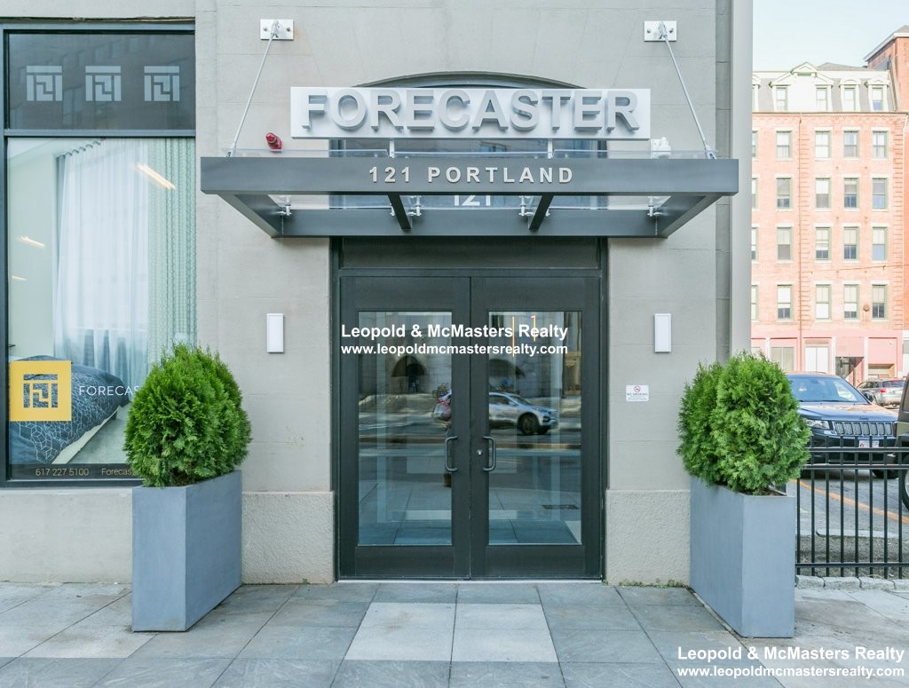 121 Portland St, West End