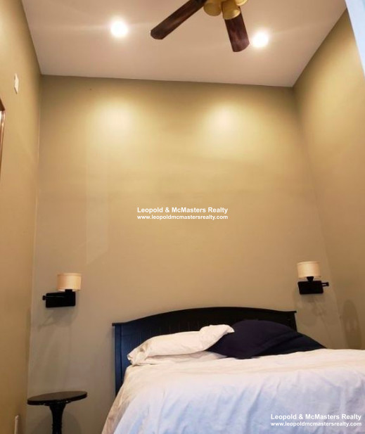 113 Beacon St, Back Bay