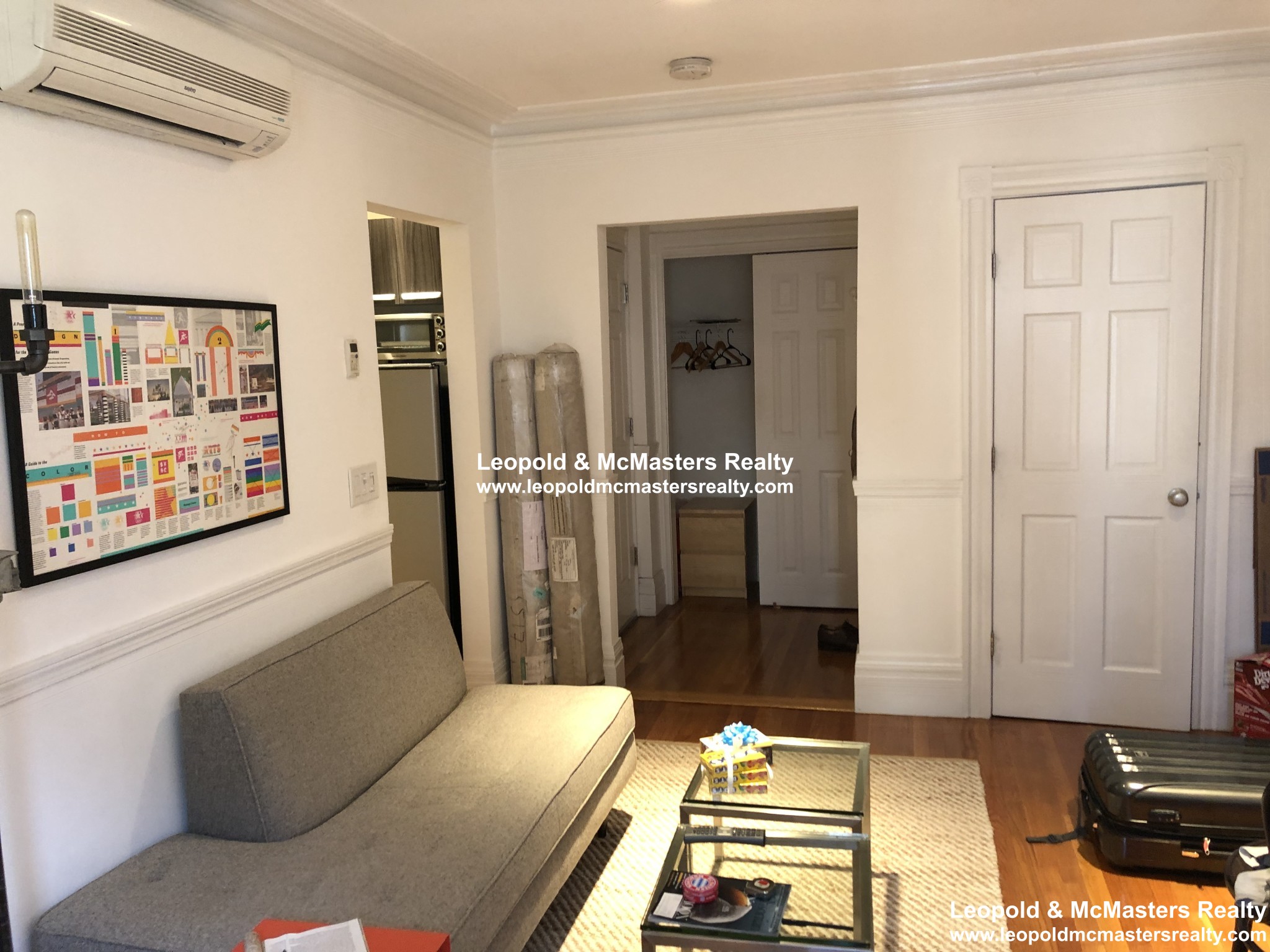 254 Newbury St, Back Bay