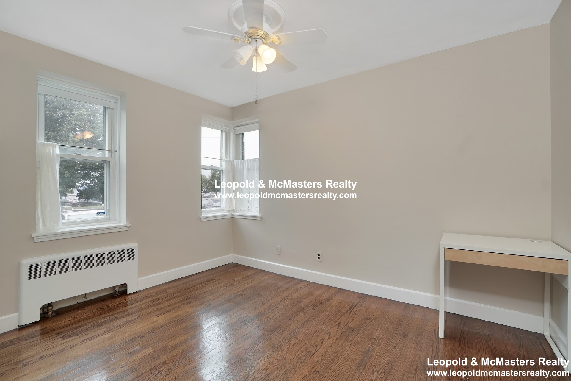 145 Farragut Rd, South Boston