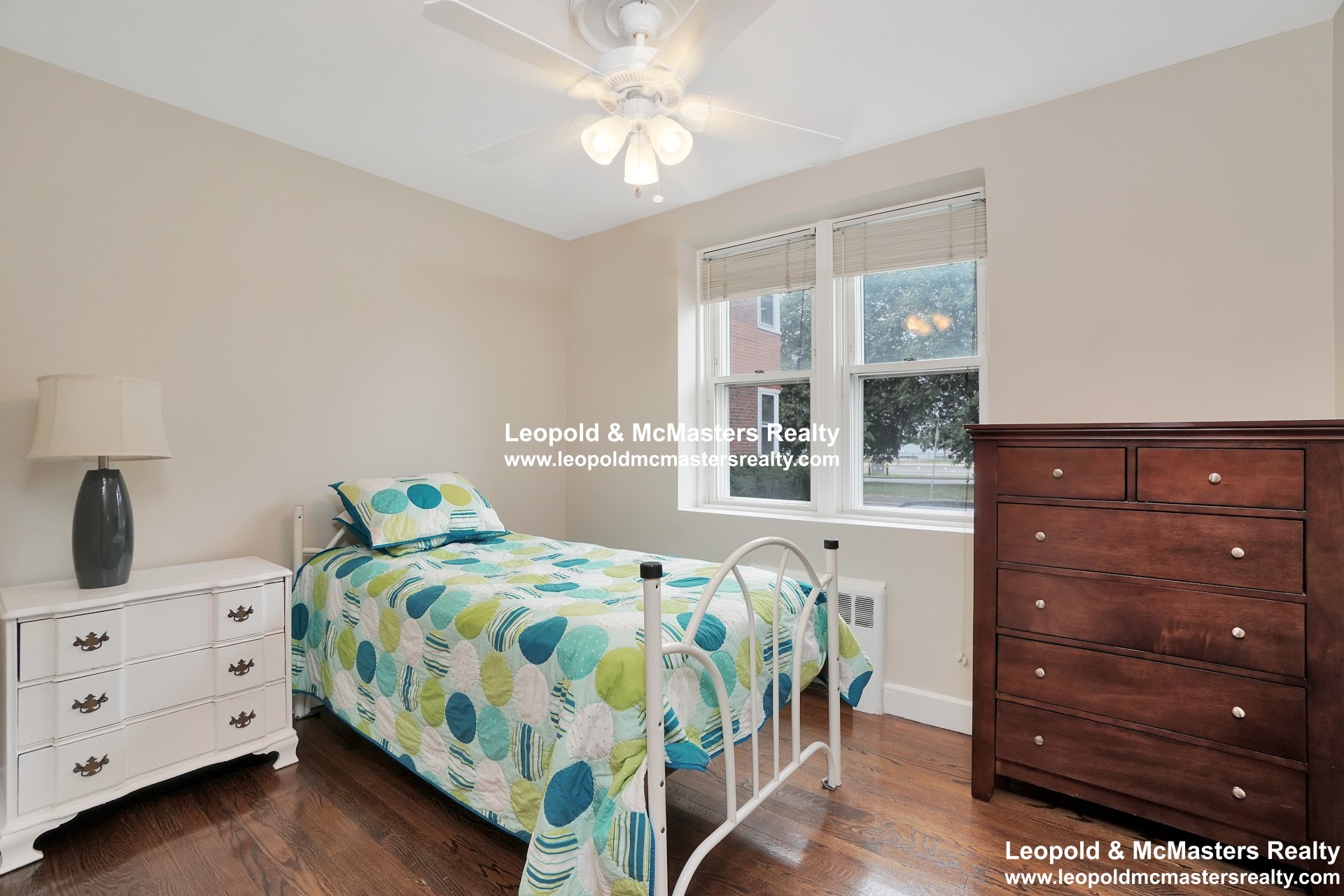 145 Farragut Rd, South Boston