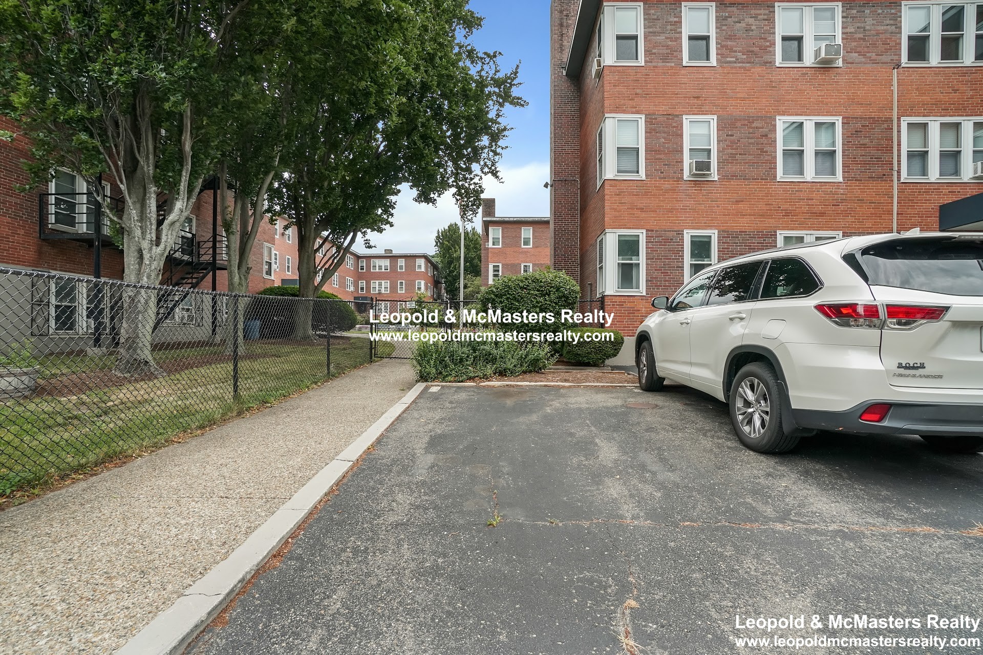 145 Farragut Rd, South Boston