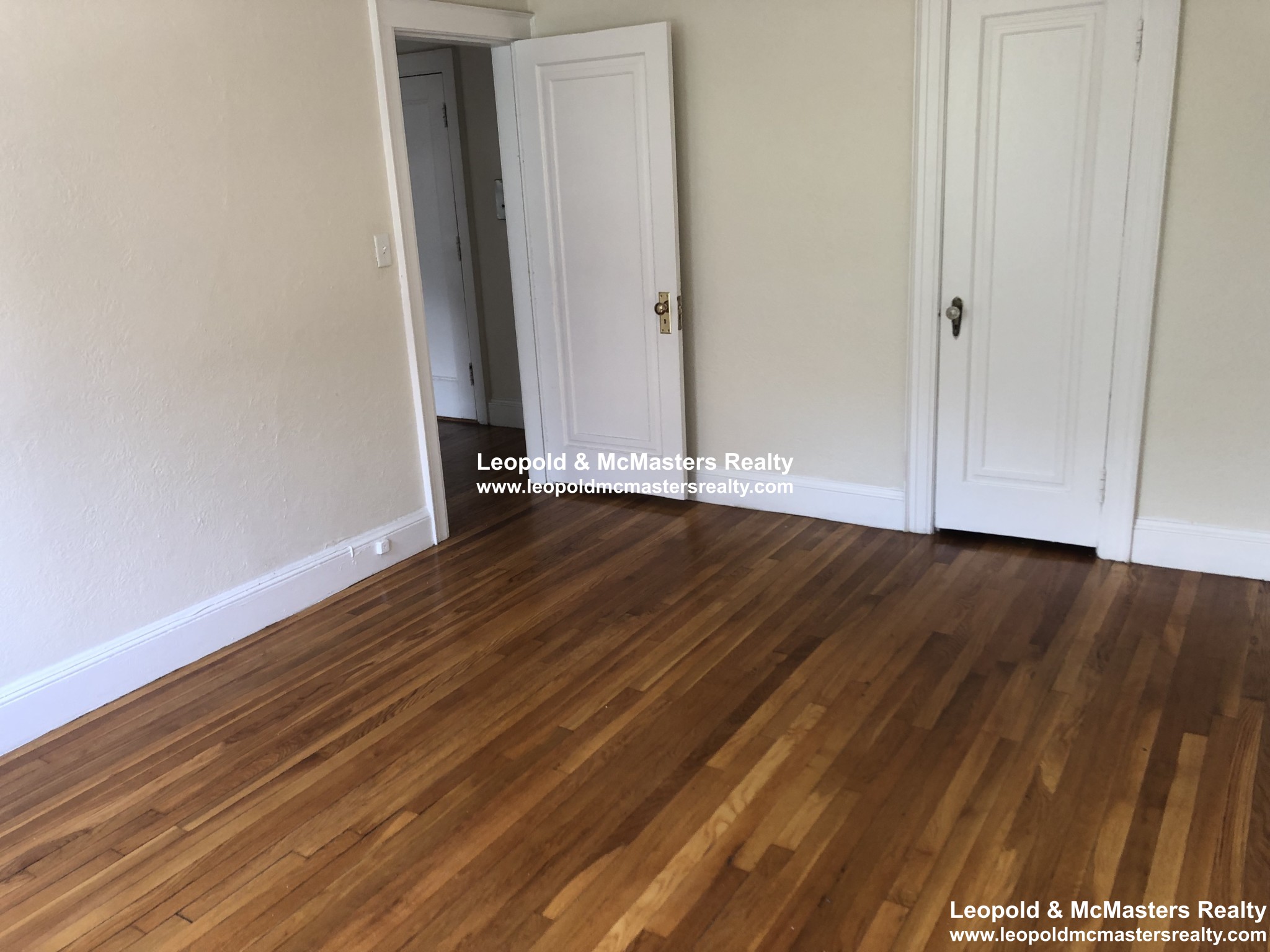 2045 Commonwealth Ave, Brighton