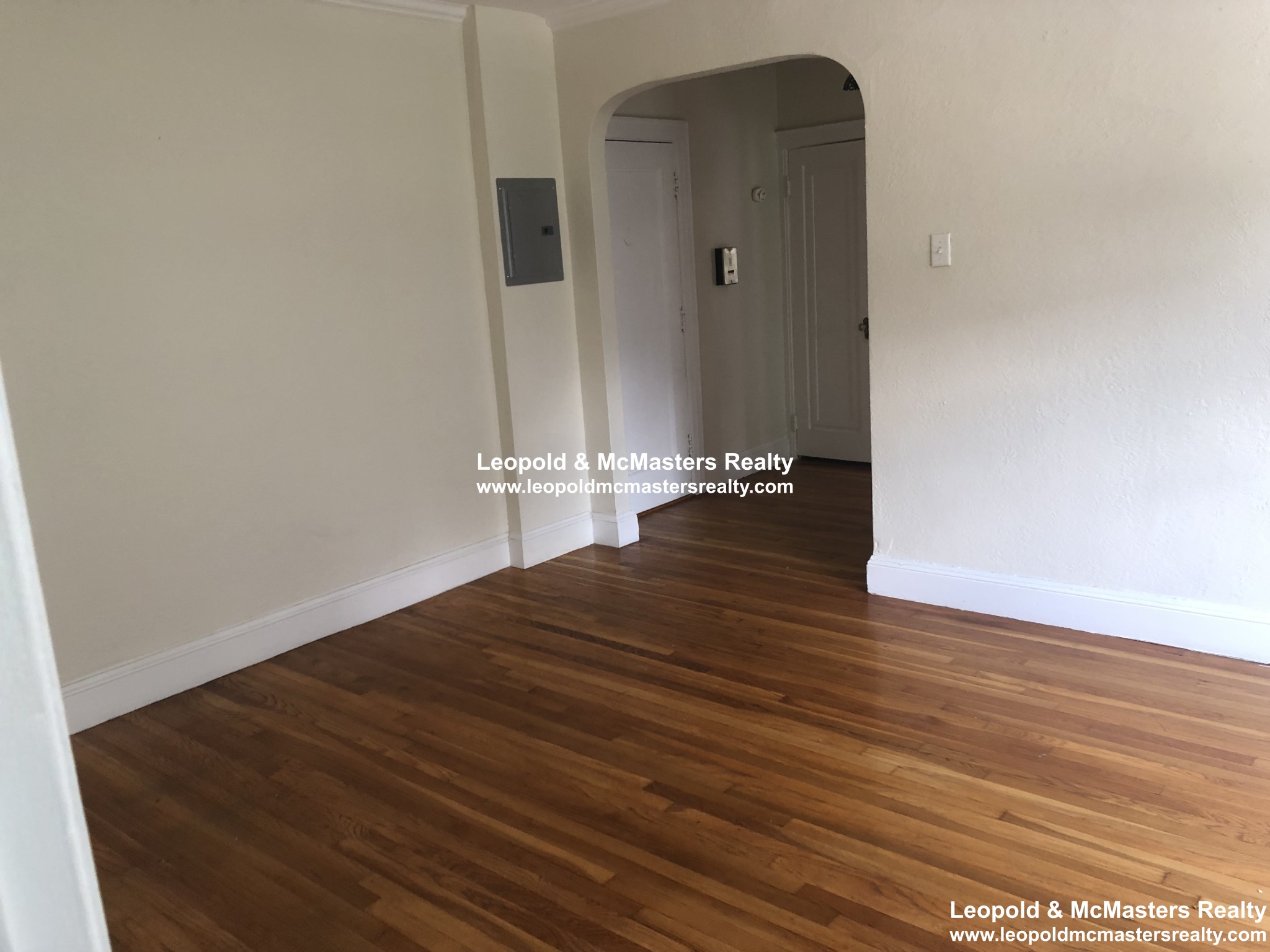 2045 Commonwealth Ave, Brighton