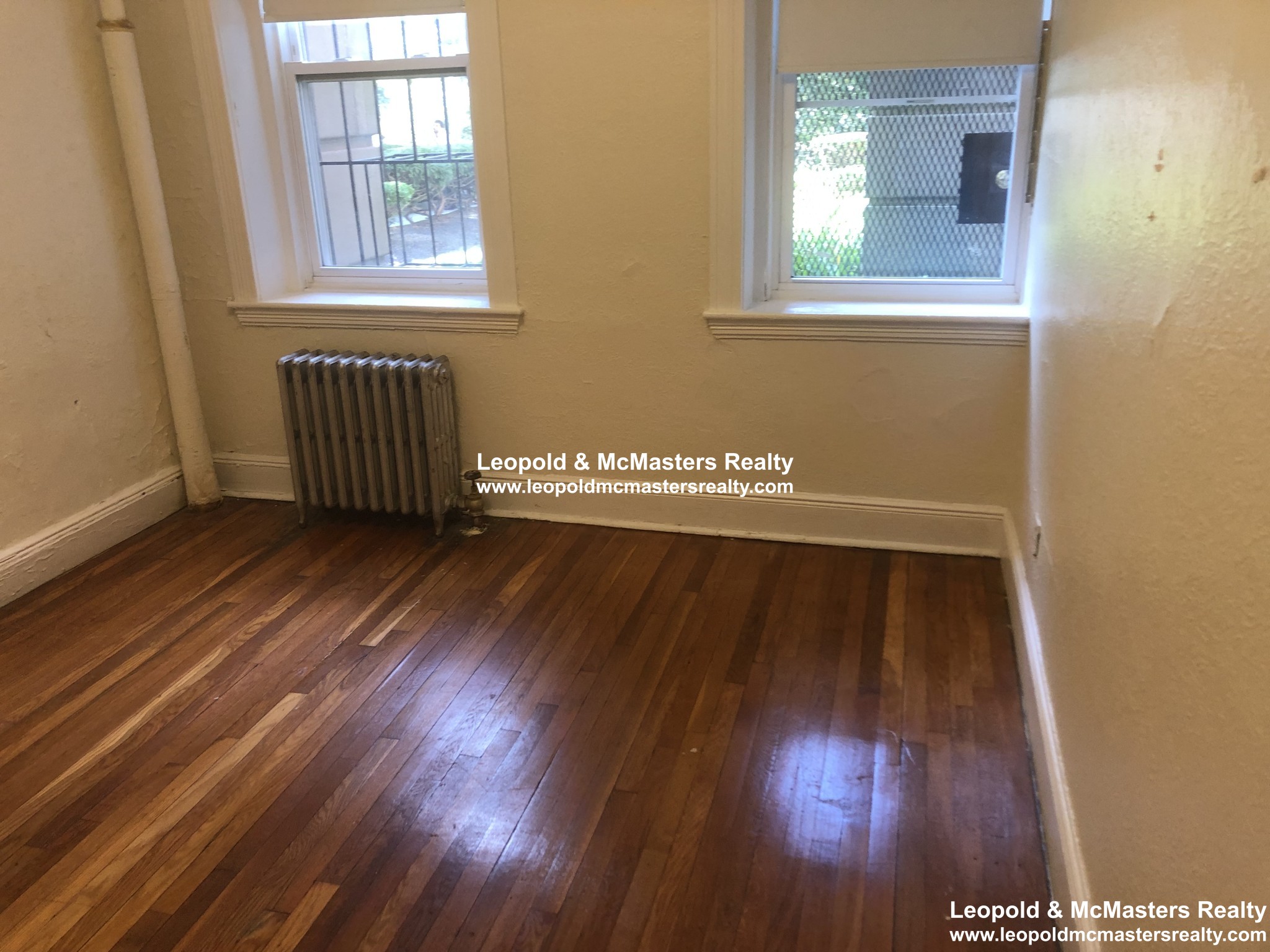 1810 Commonwealth Ave, Brighton