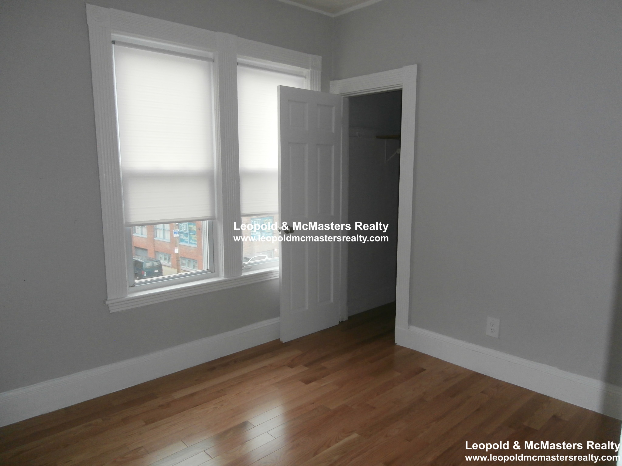 25 Linden St, Allston