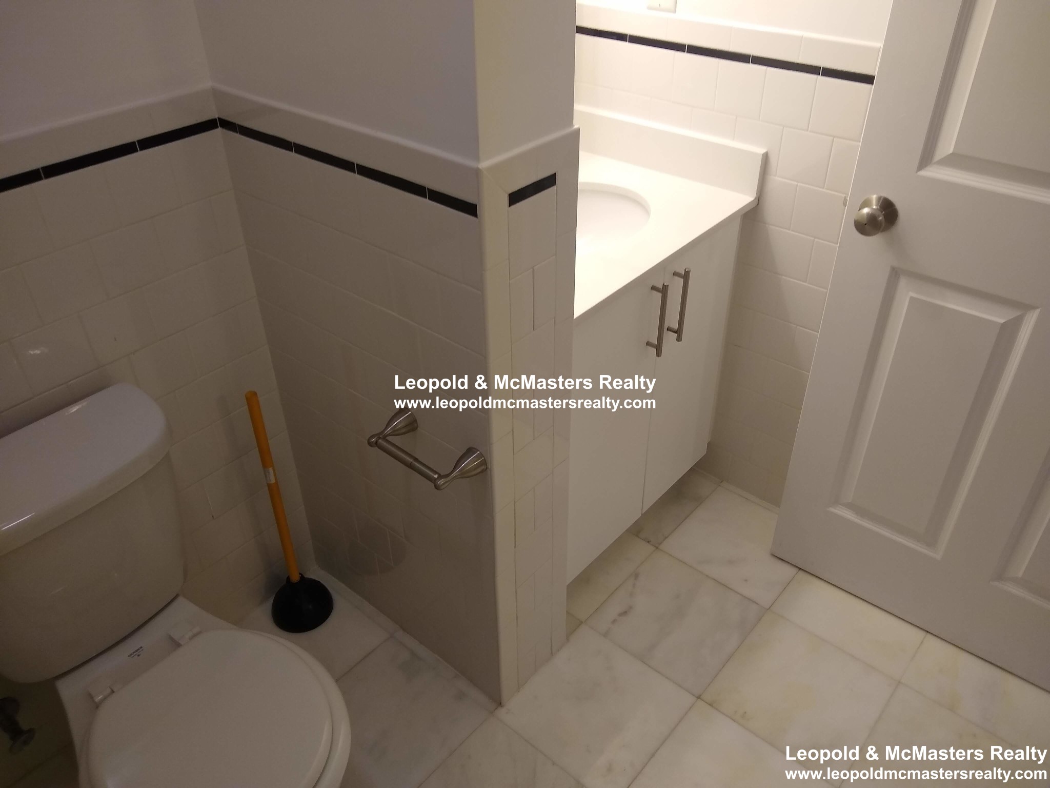 457 Centre St, Newton Corner