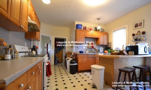 36 Brackett St, Brighton