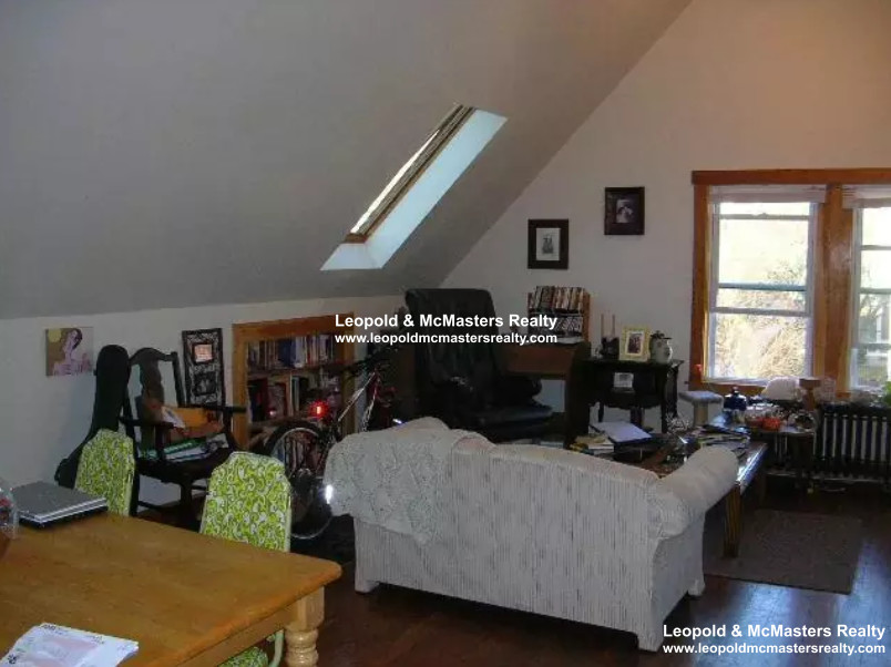 28 Cherry St, Spring Hill