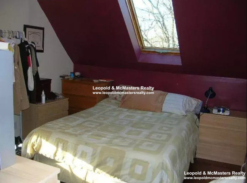 28 Cherry St, Spring Hill