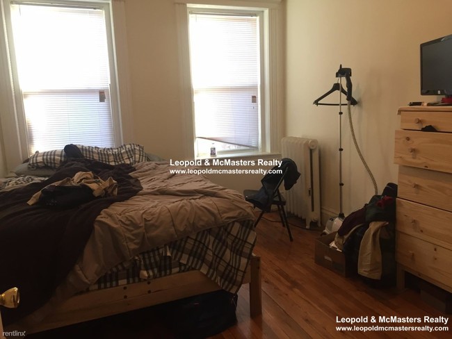 1292 Commonwealth Ave, Allston