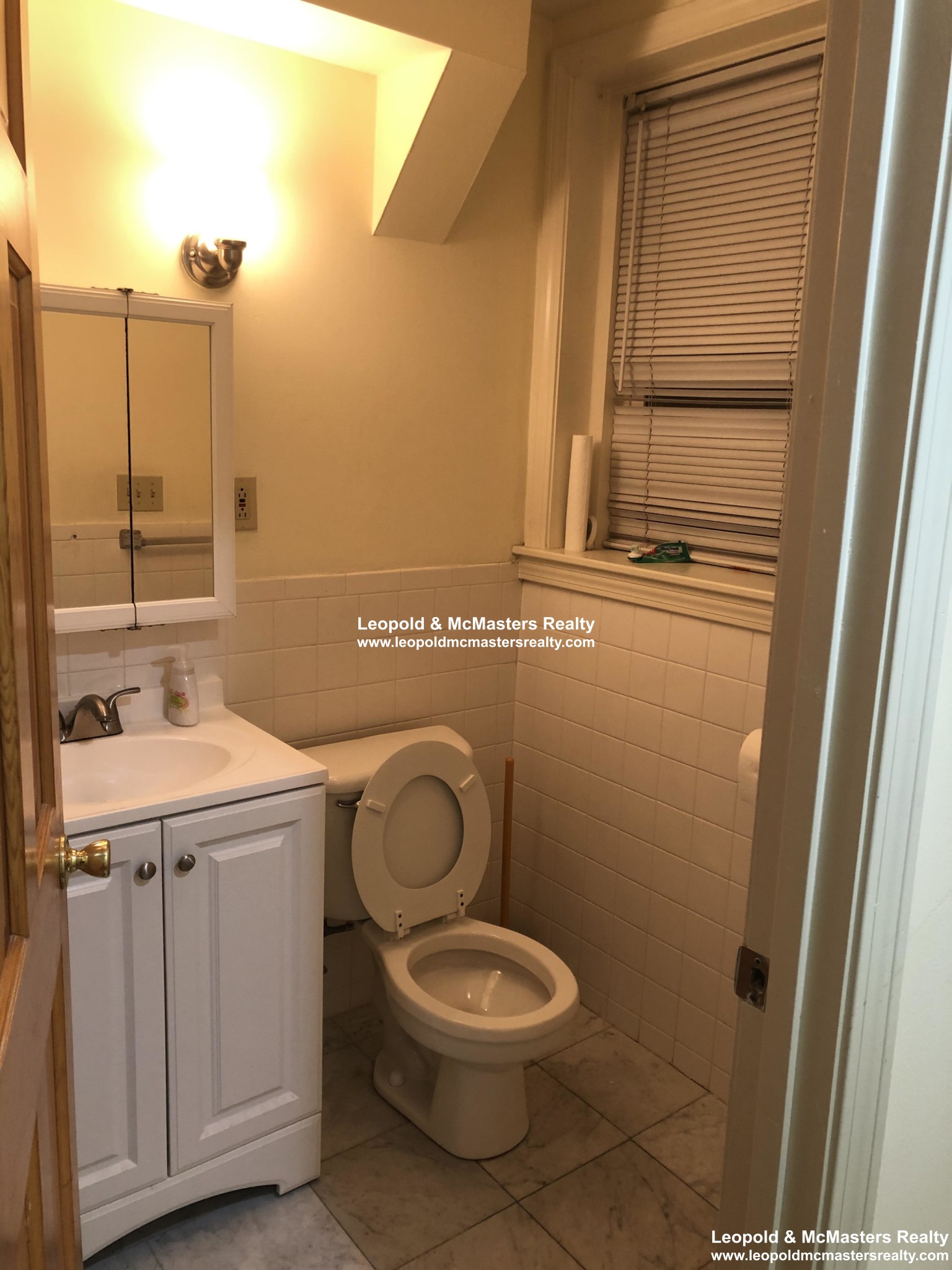 1406 Beacon St, Corey Hill