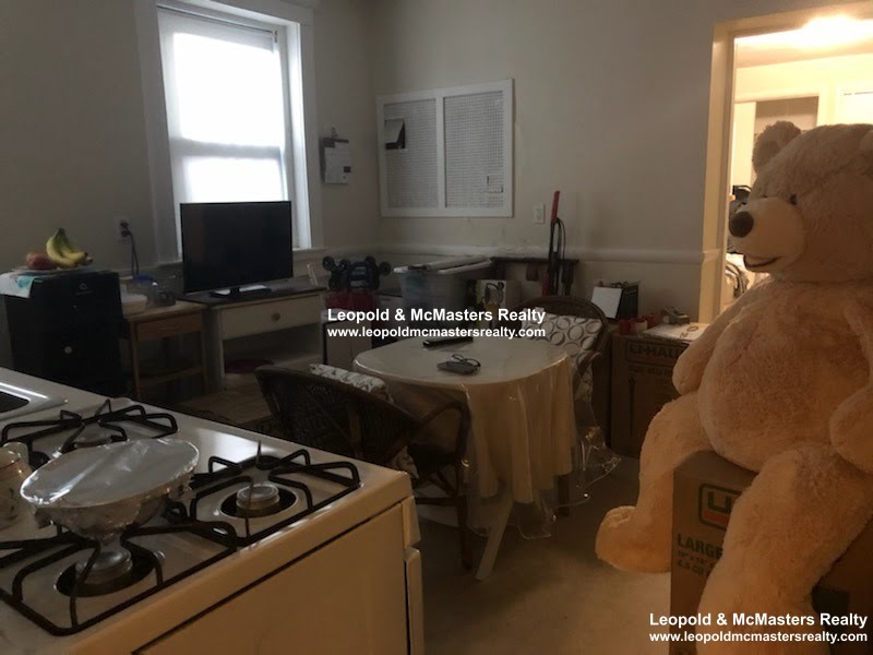 94 Longwood Ave, Longwood