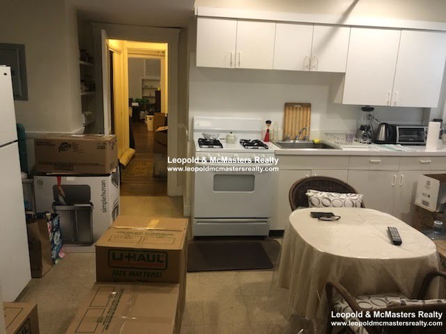 94 Longwood Ave, Longwood