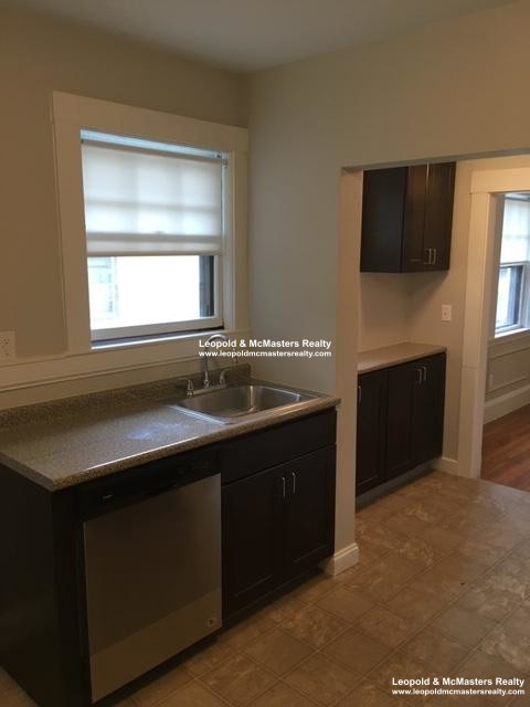 138 Arlington St, Brighton