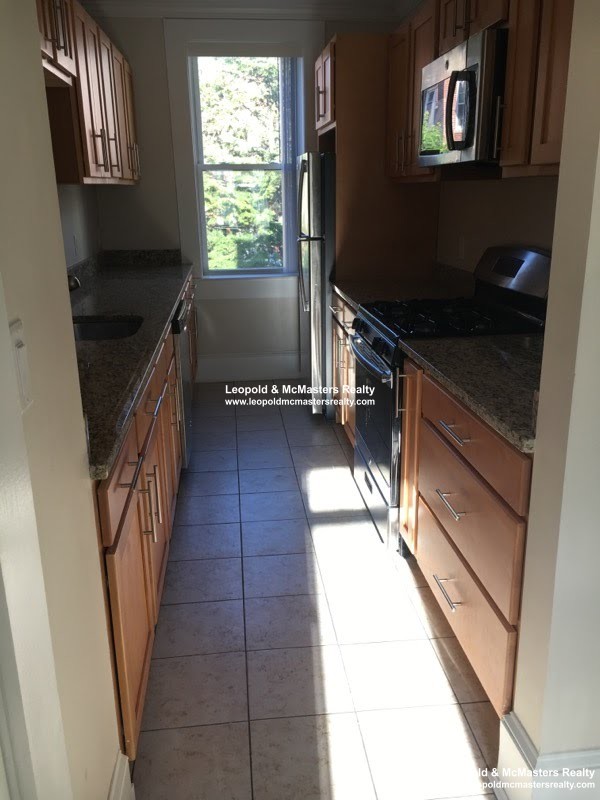 18 Short St, Corey Hill