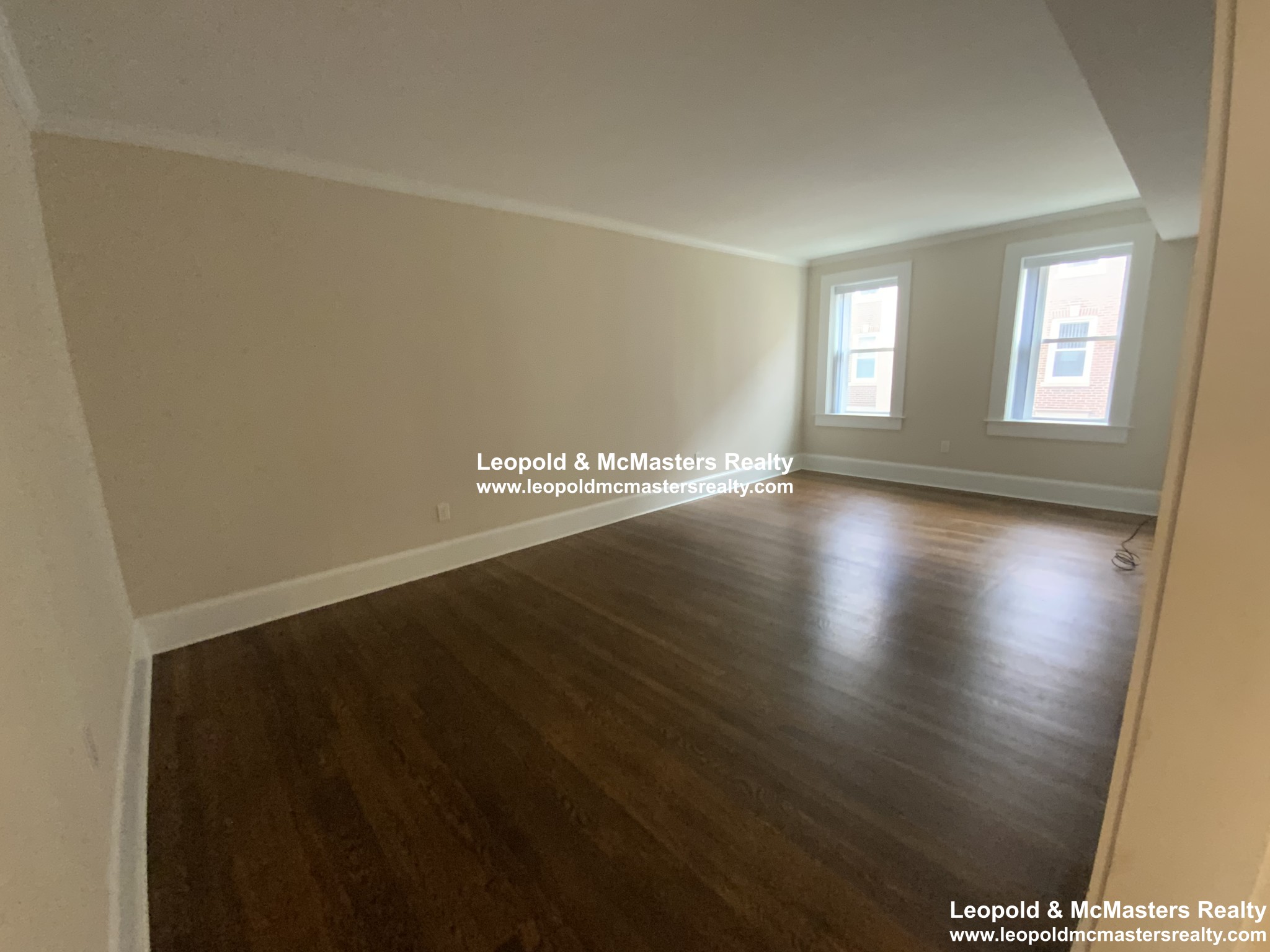 10 Short St, Coolidge Corner