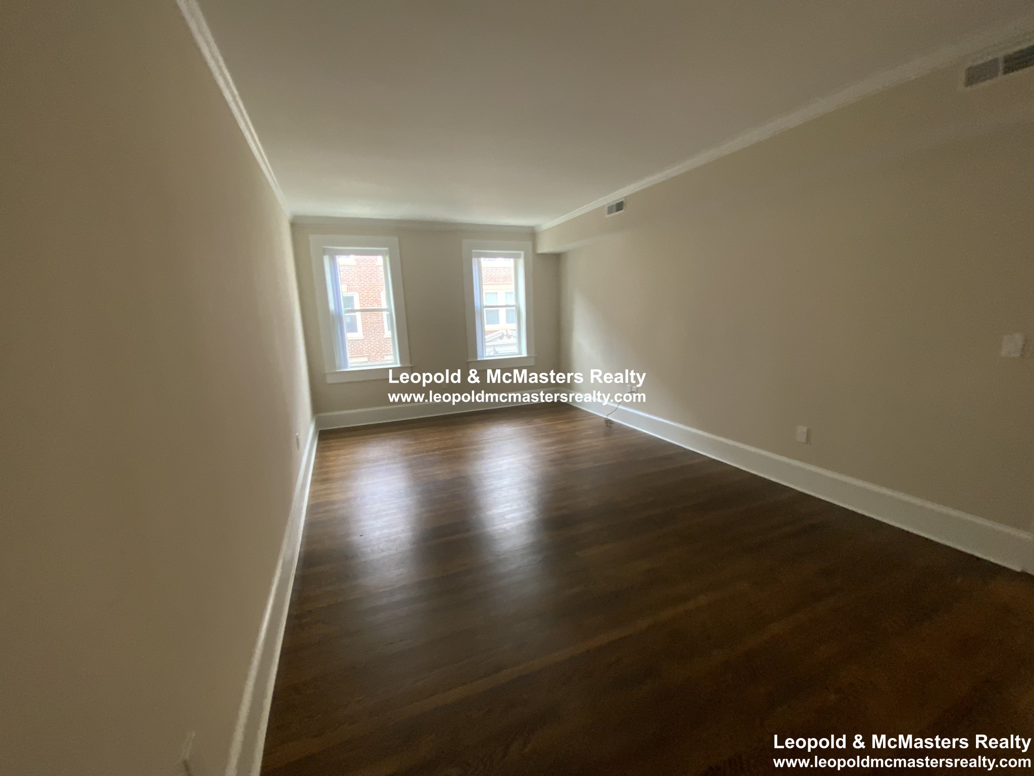 10 Short St, Coolidge Corner