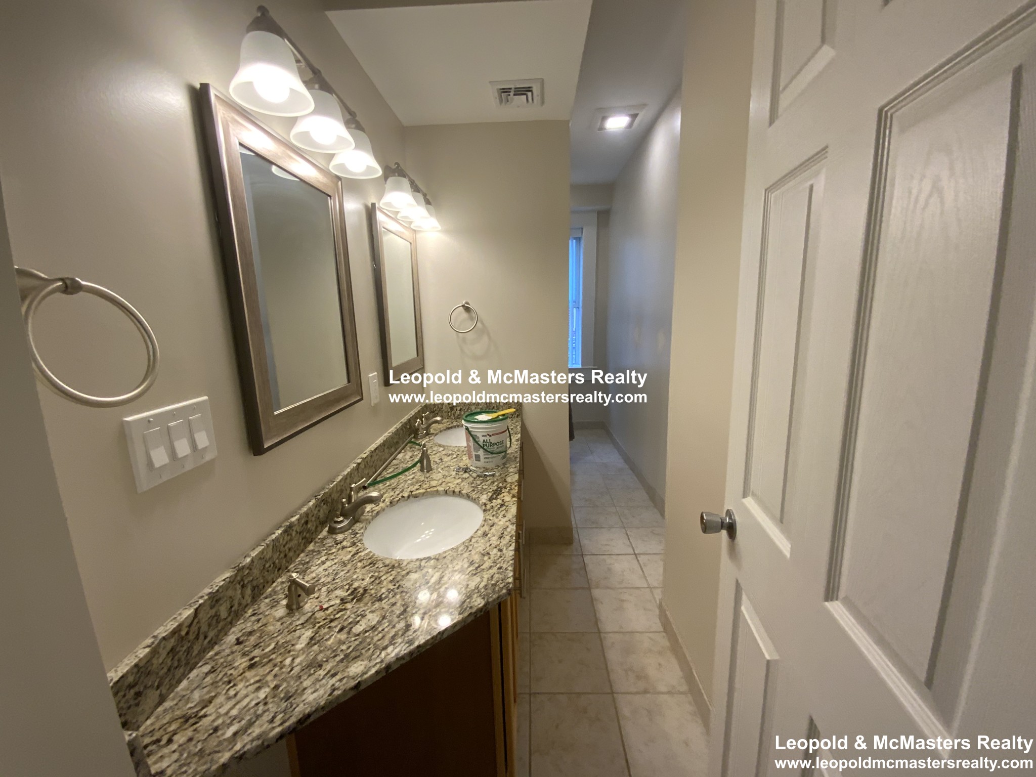 10 Short St, Coolidge Corner