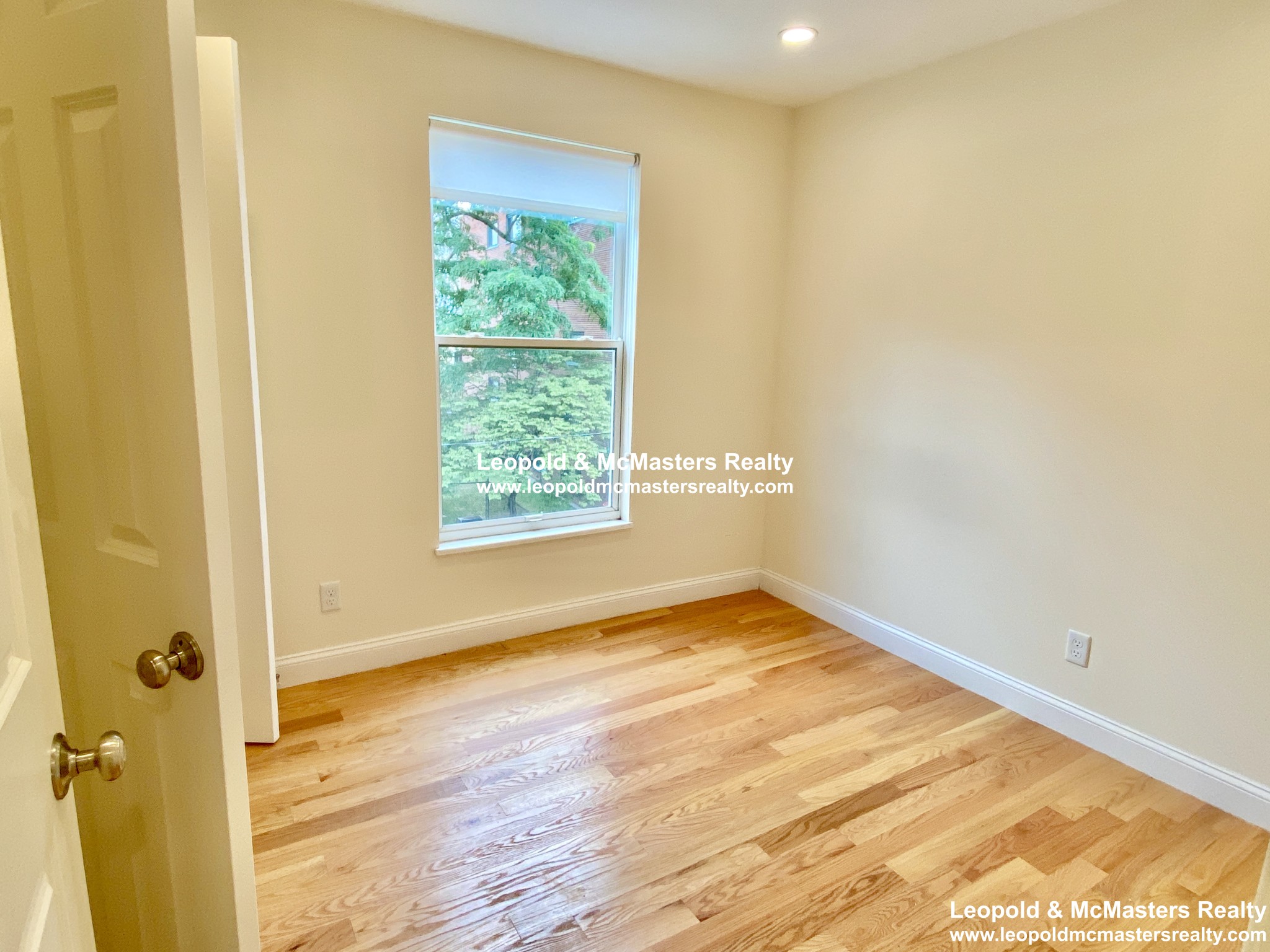 379 Harvard St, Mid-Cambridge