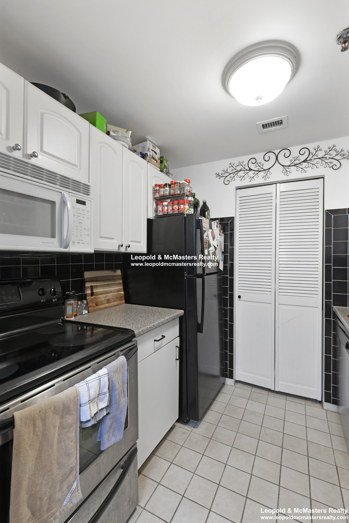 2 bed, 1 bath apartment for rent at 122 Tudor St Unit D, South Boston — photo 8 of 14