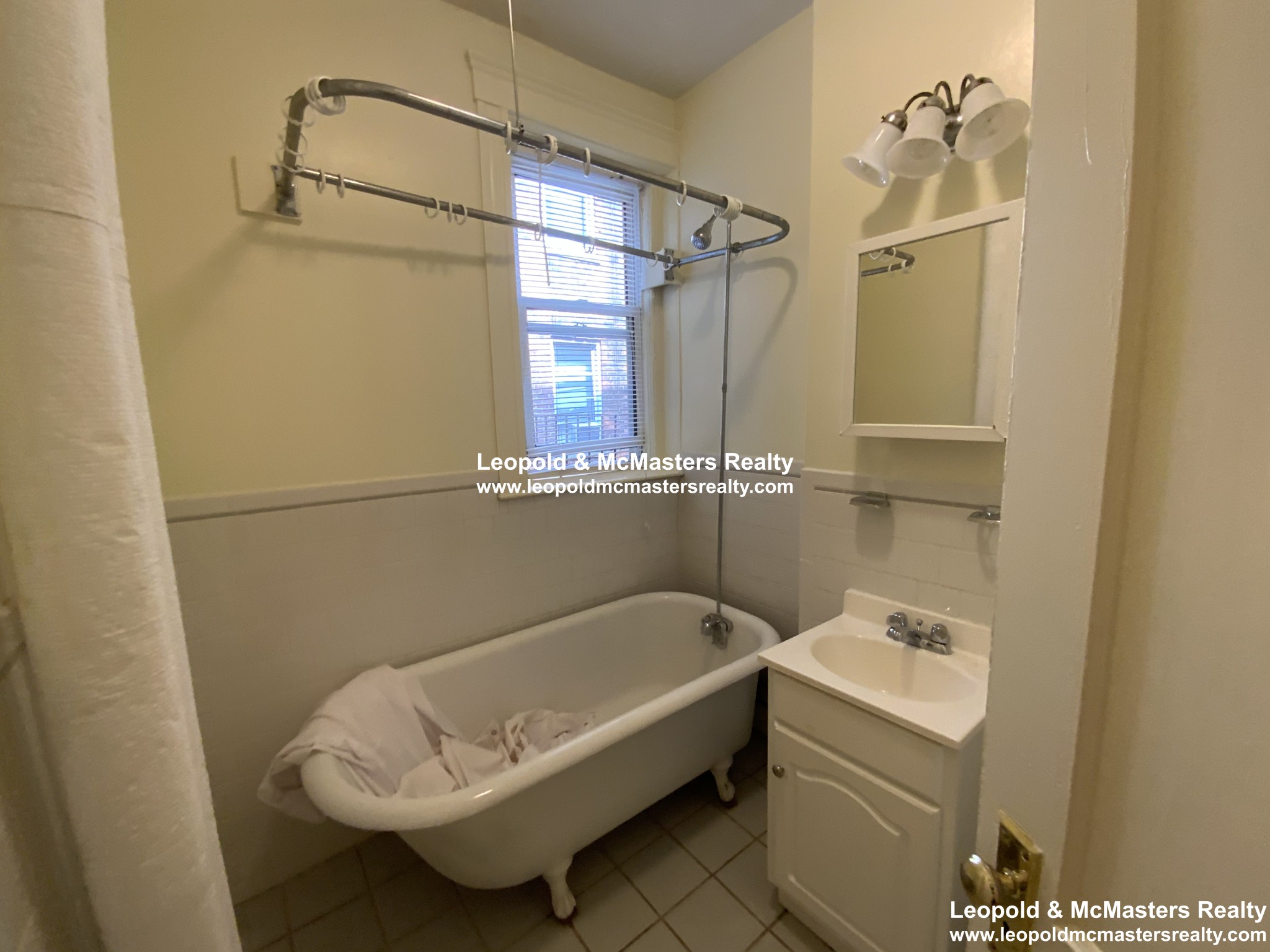 40 Queensberry St, Fenway