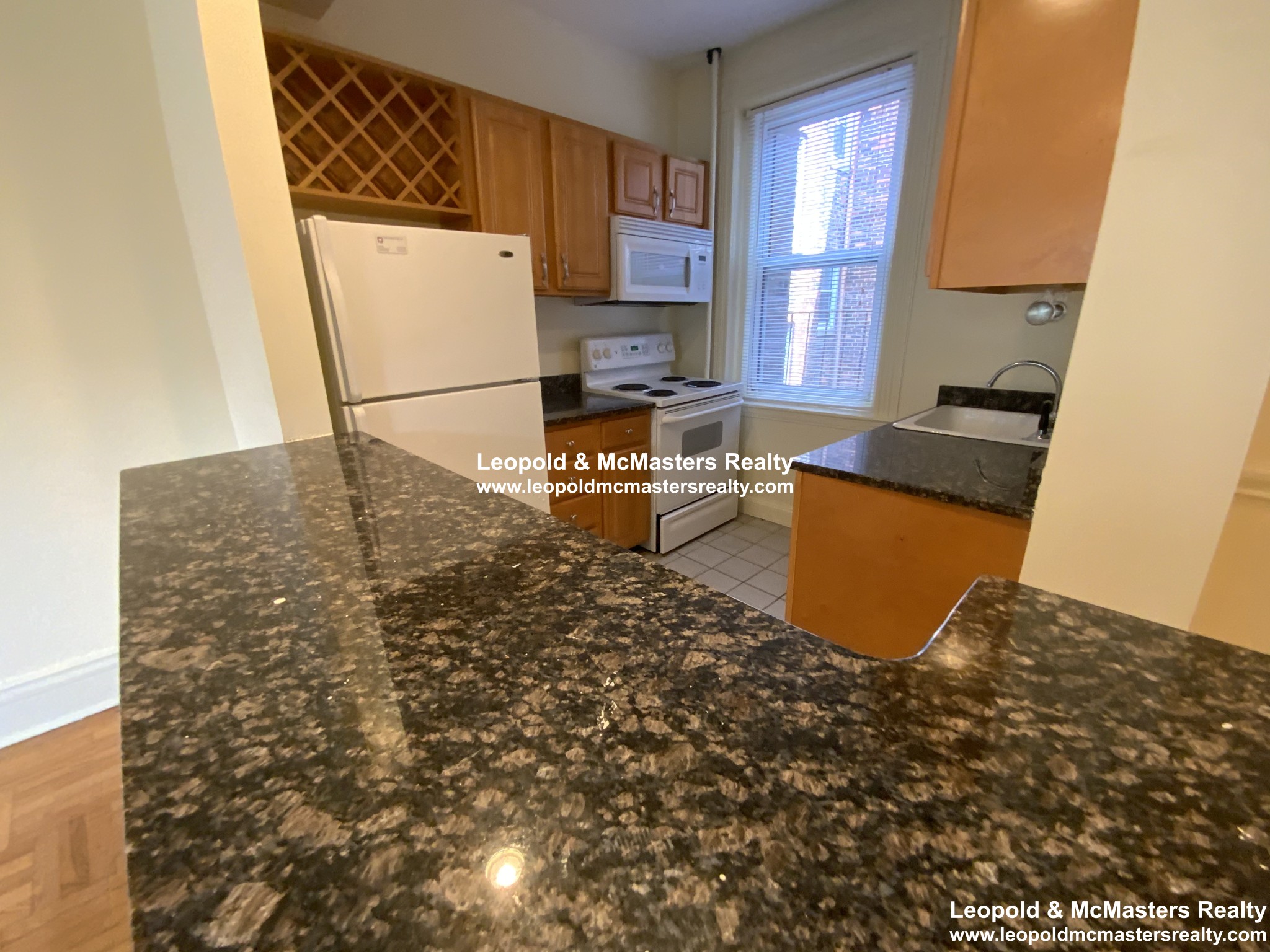 40 Queensberry St, Fenway