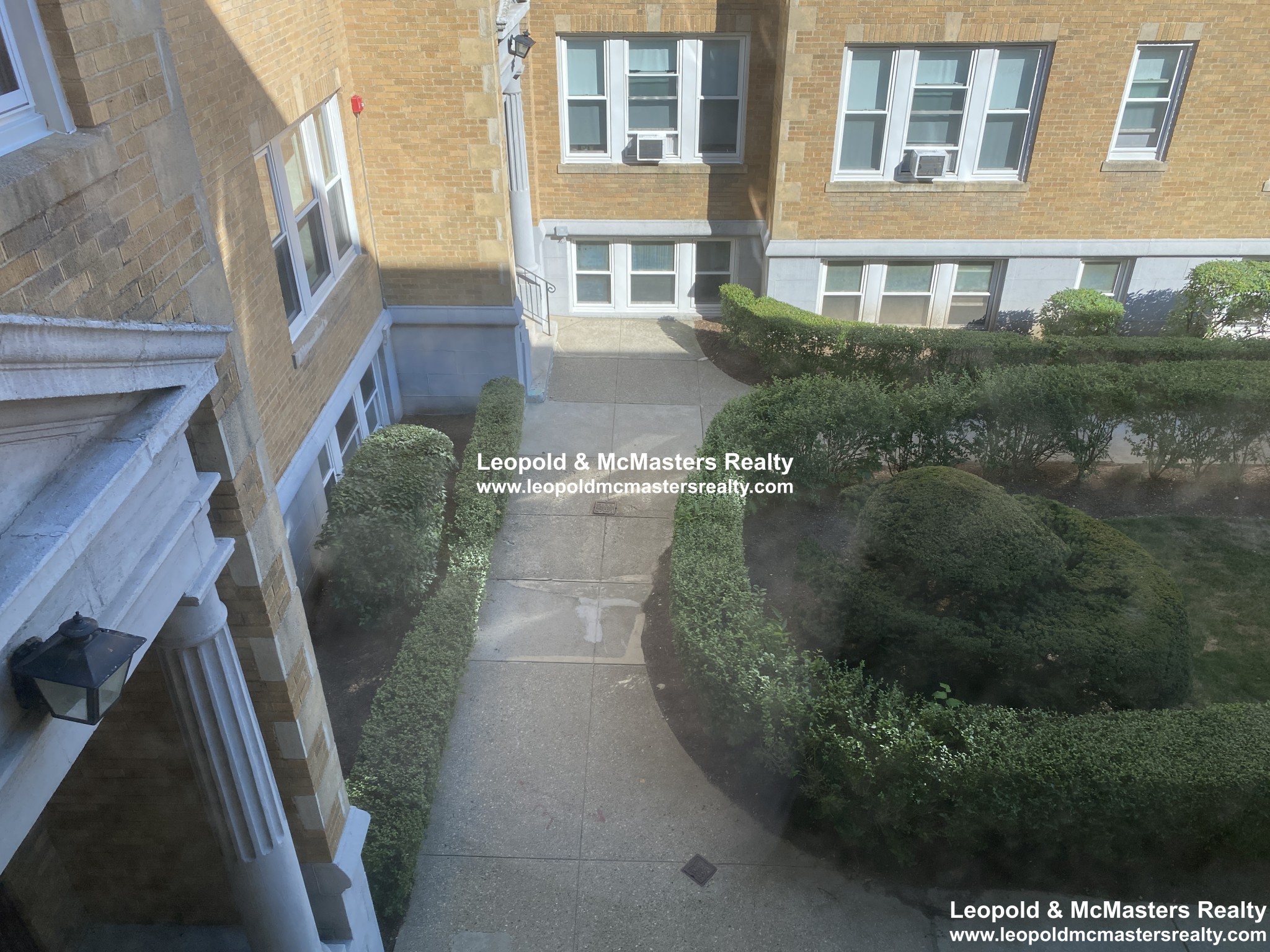 85 Winchester St, Coolidge Corner