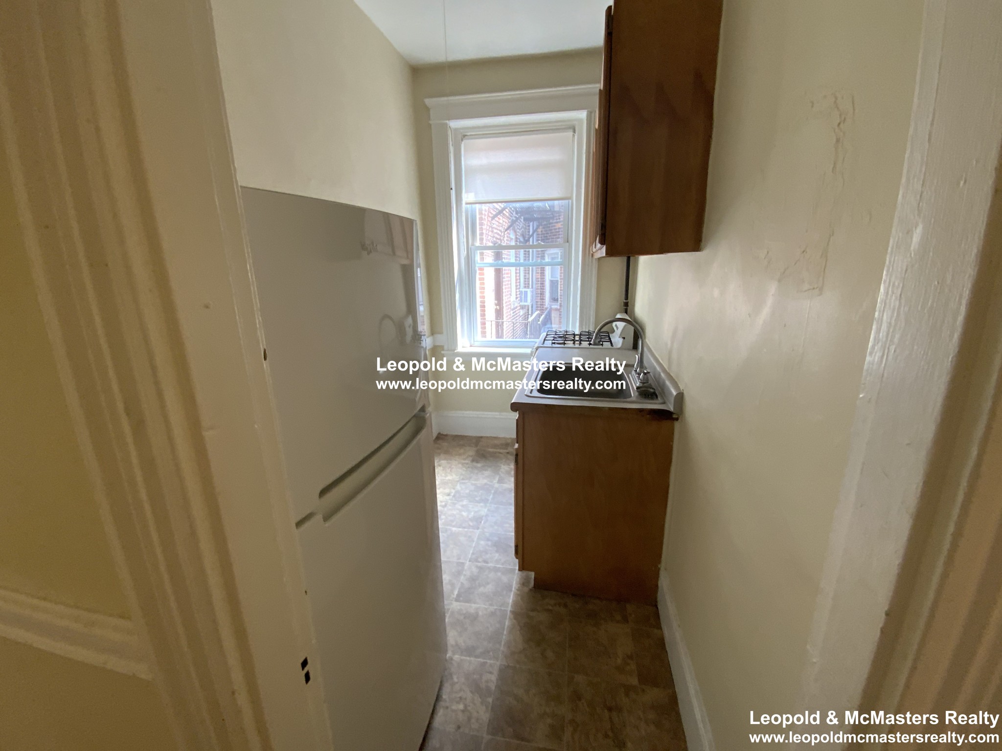 11 Royce Rd, Allston