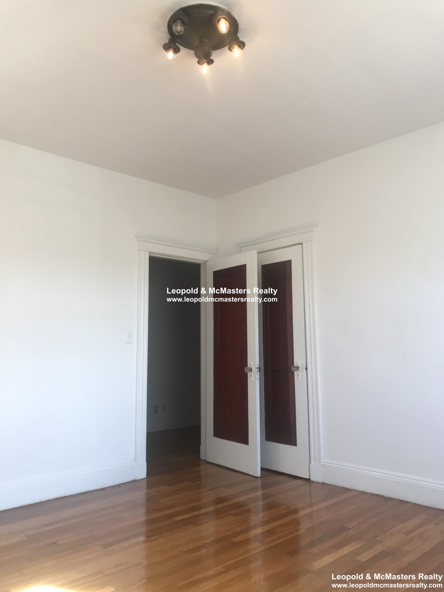 26 Bellevue St, West Roxbury