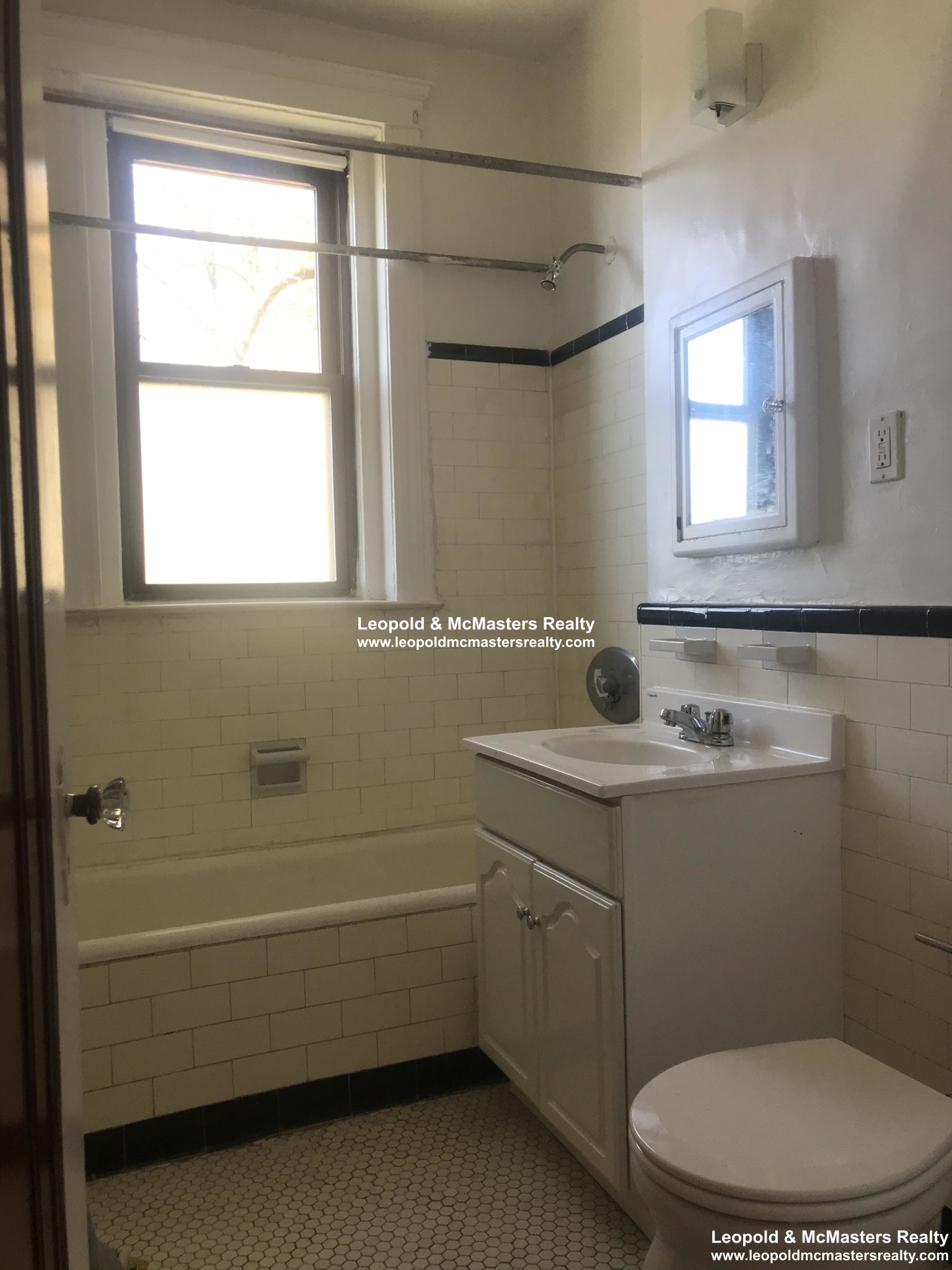 26 Bellevue St, West Roxbury