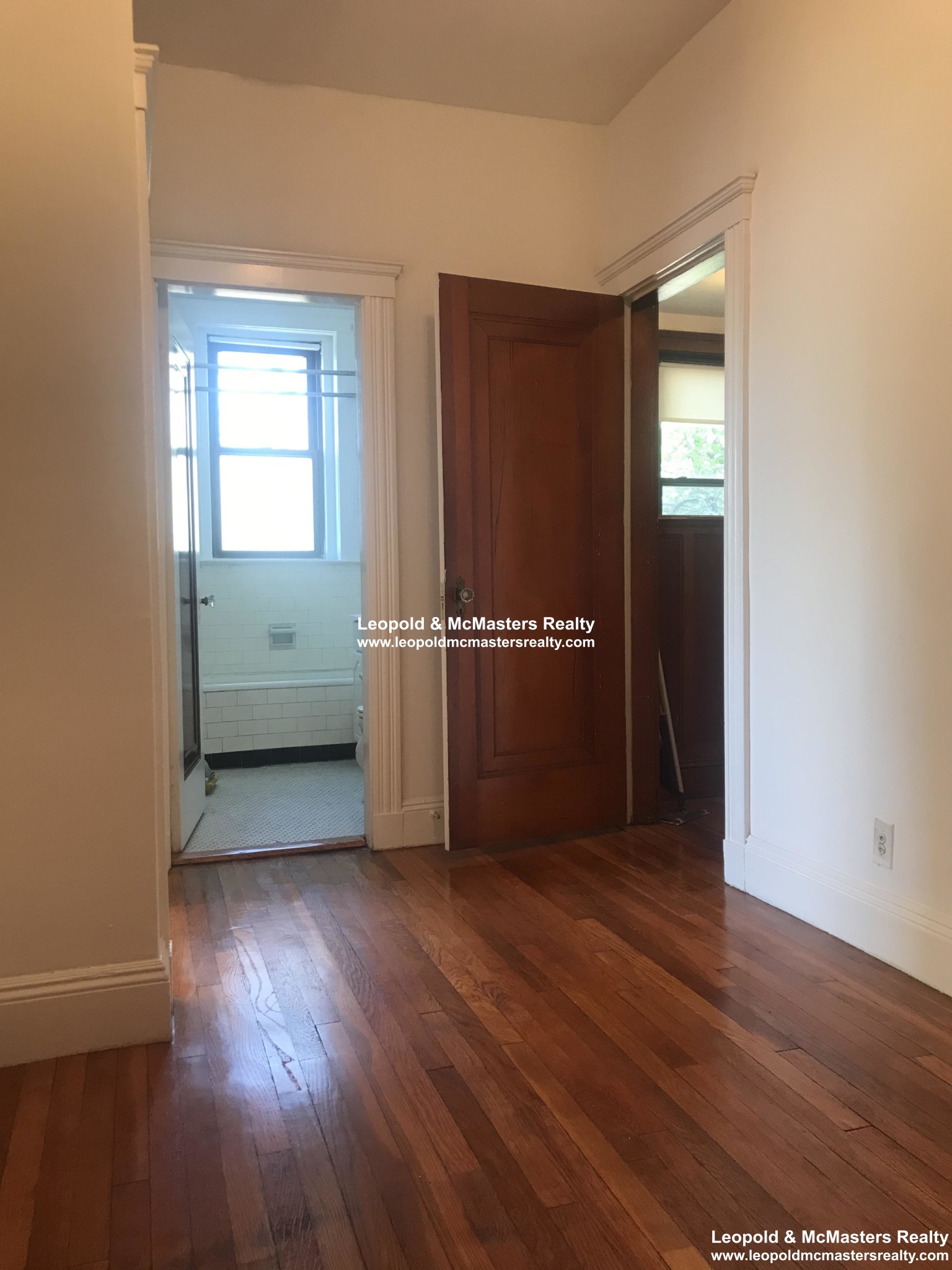 26 Bellevue St, West Roxbury