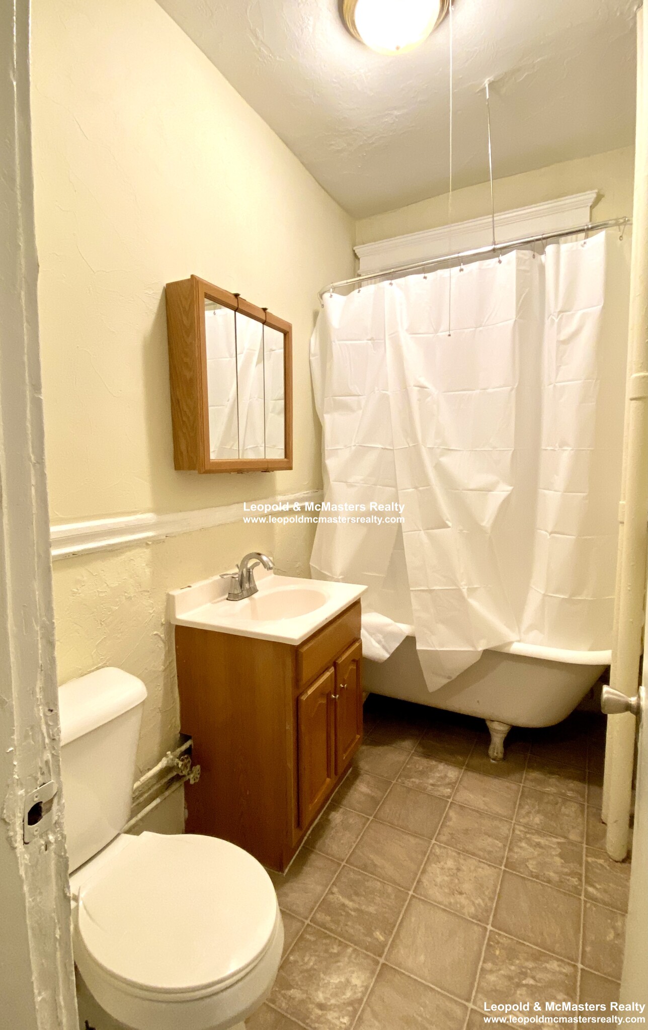 11 Royce Rd, Allston