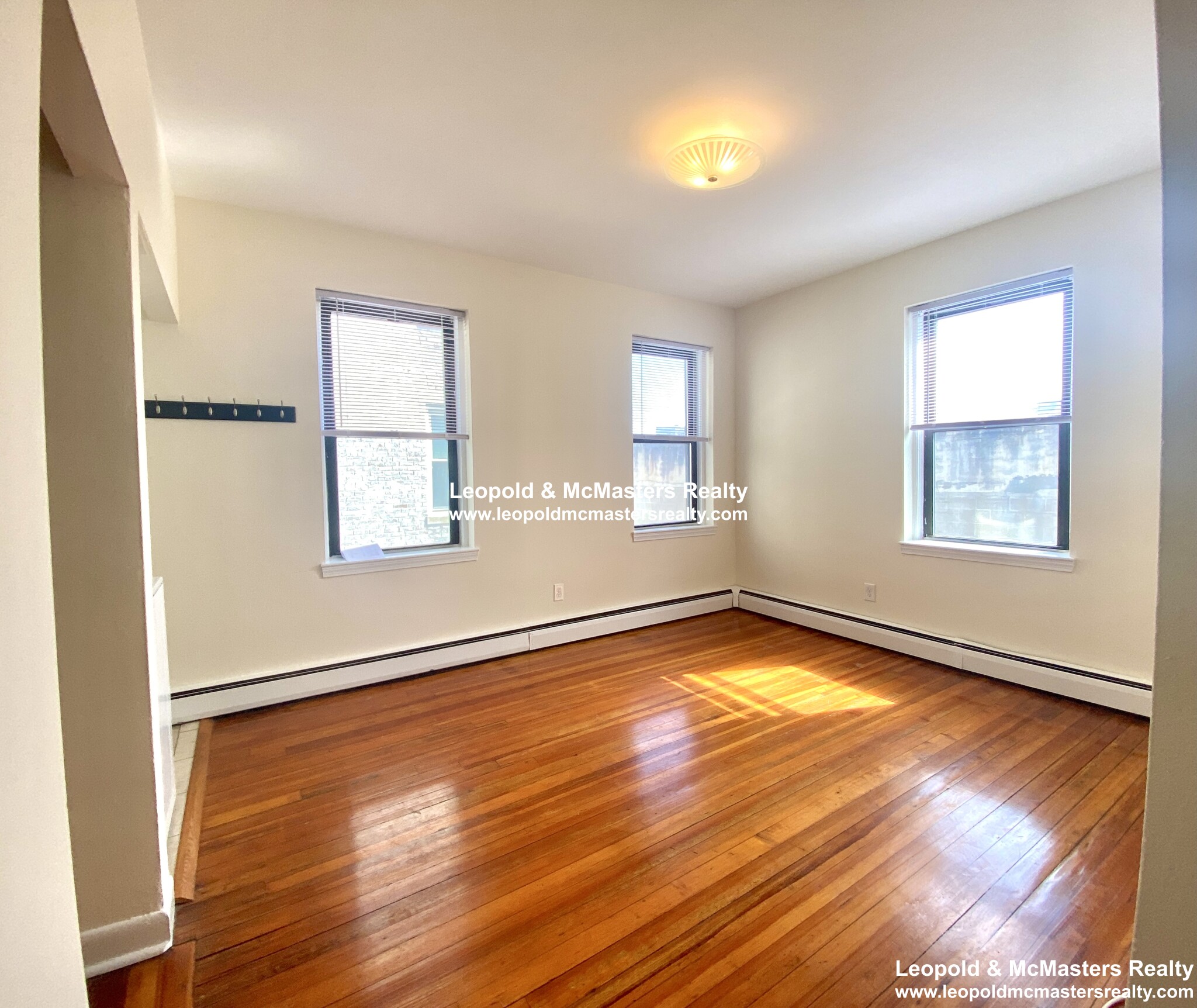 65 Brighton Ave, Allston