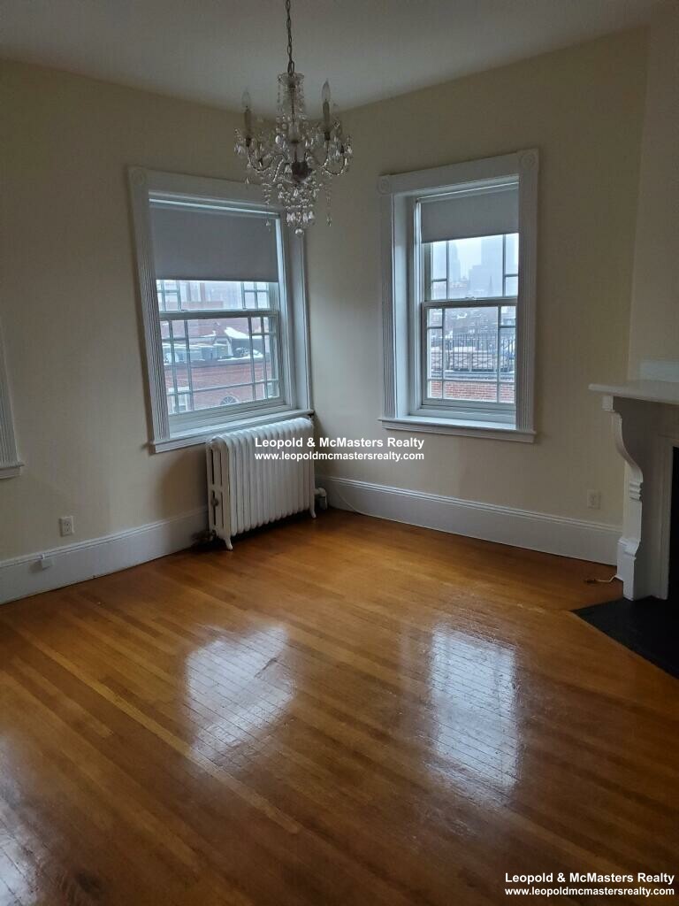 95 Mount Vernon St, Beacon Hill