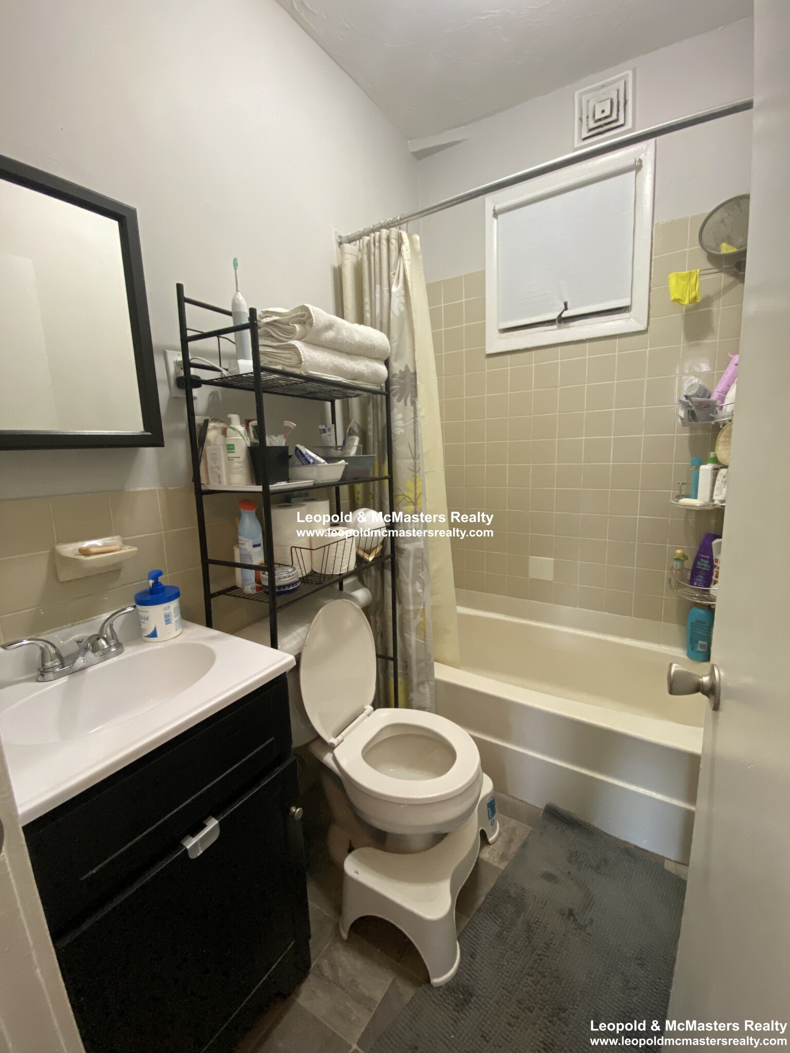 81 Empire St, Allston