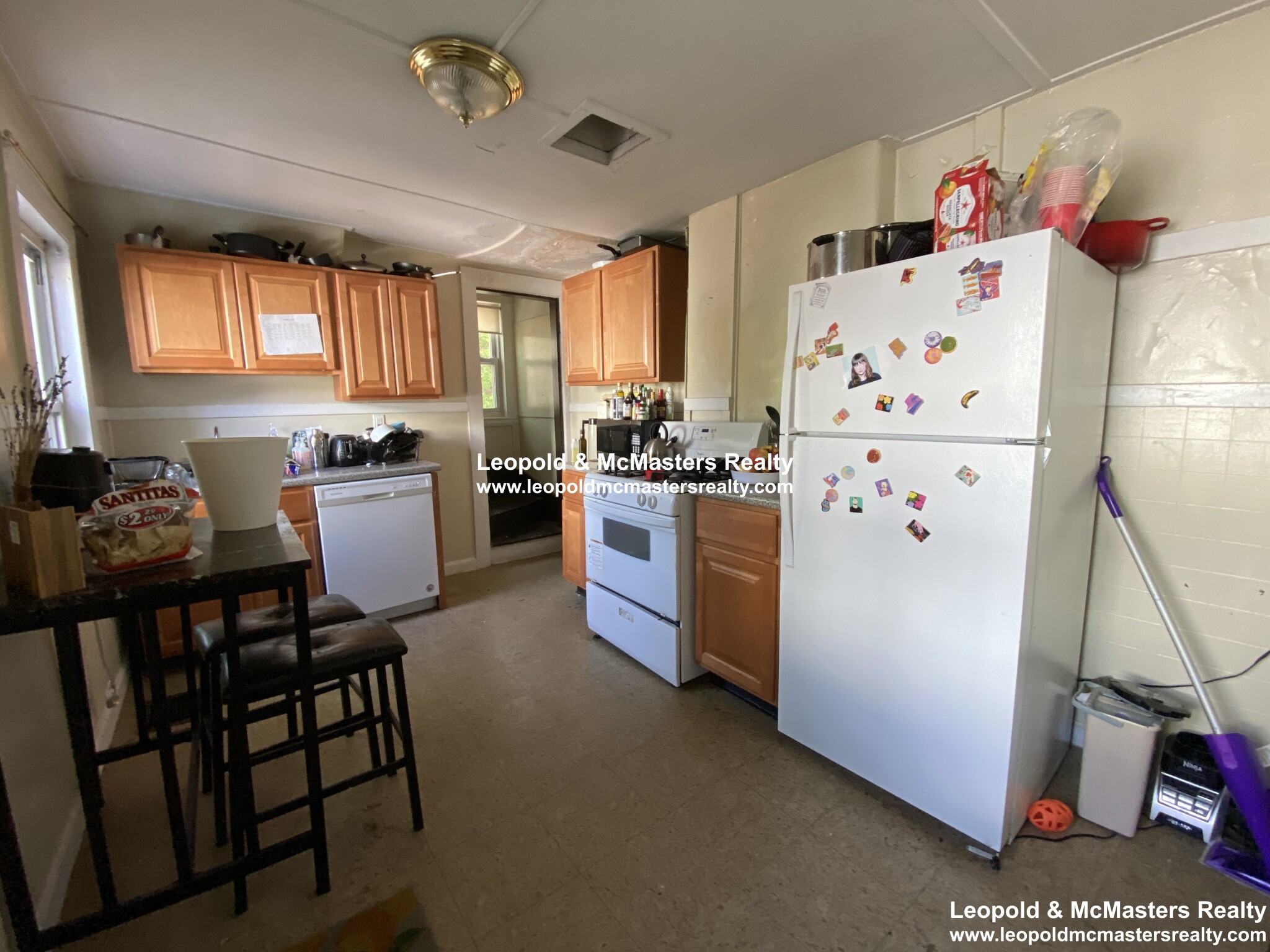 22 Greylock Rd, Allston