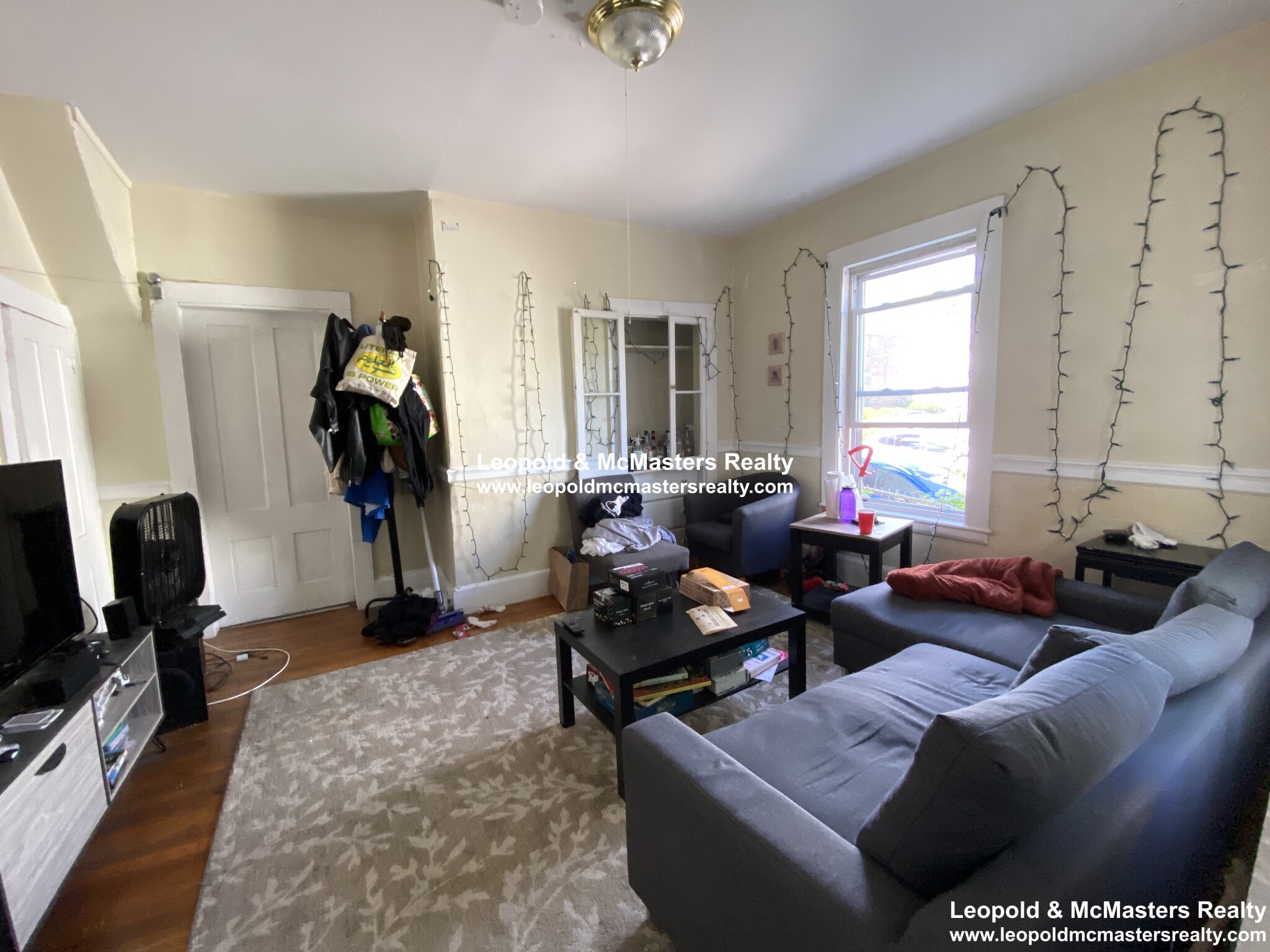 22 Greylock Rd, Allston
