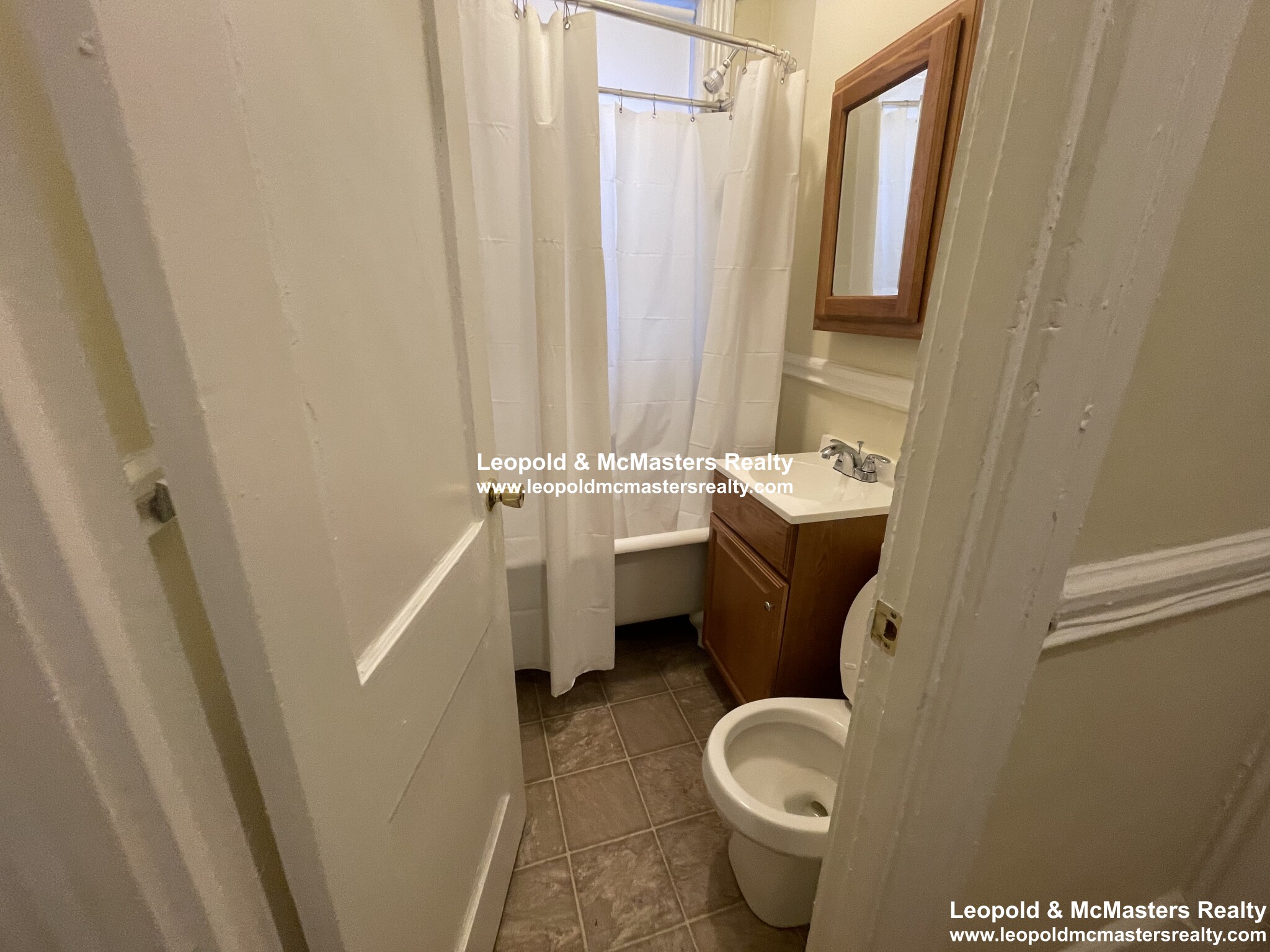 11 Royce Rd, Allston