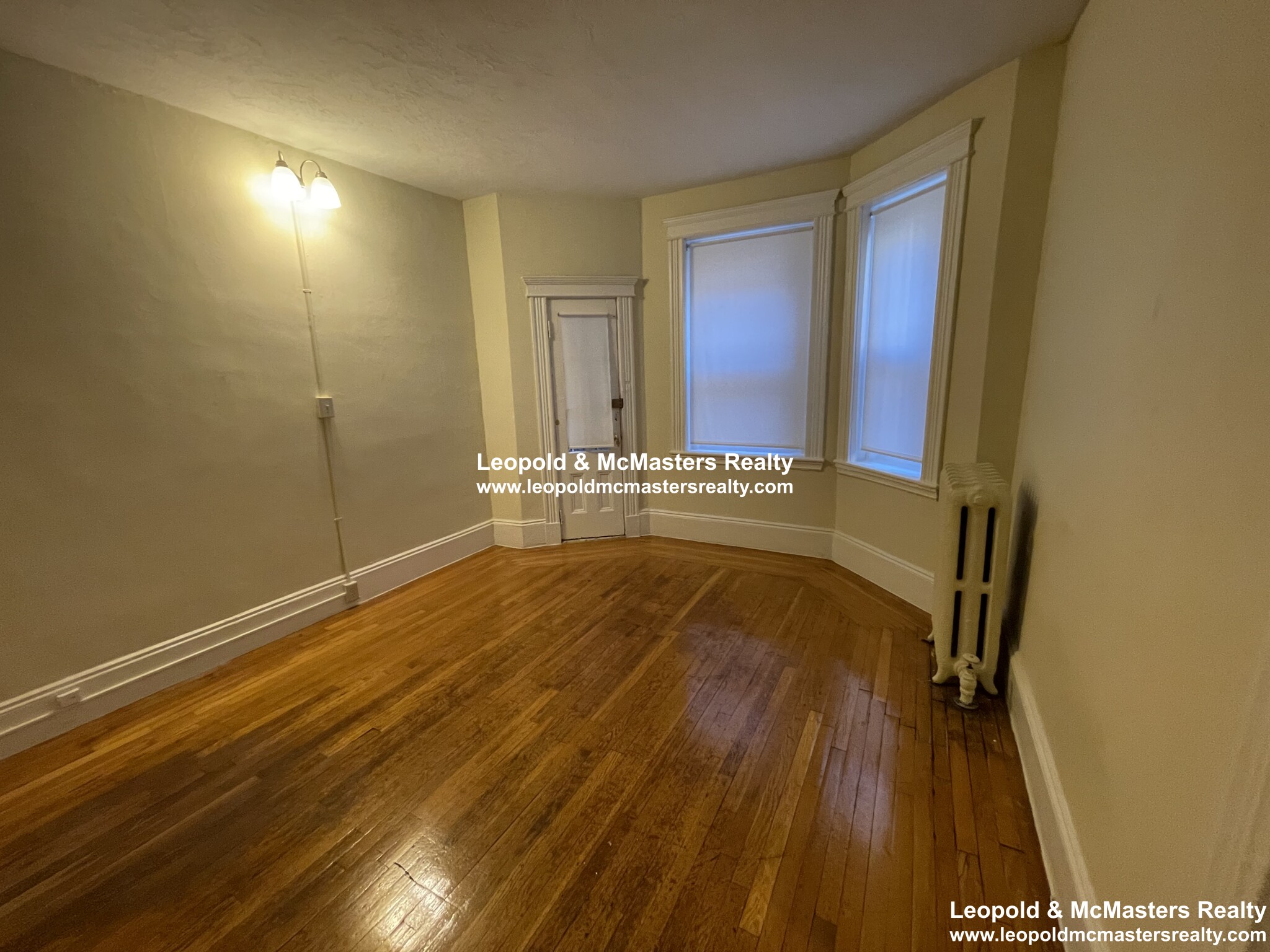 11 Royce Rd, Allston